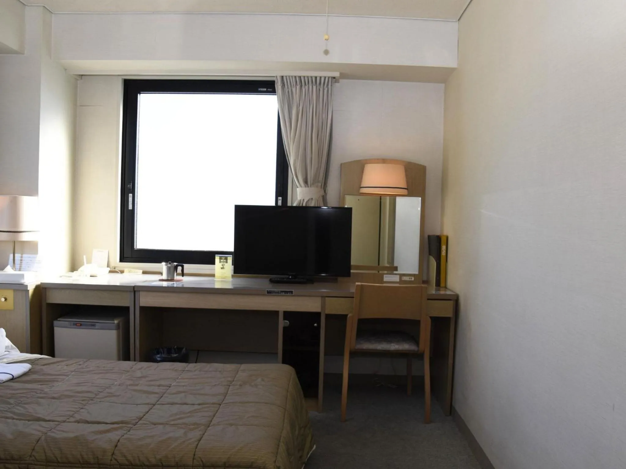 Photo of the whole room, Bed in Silk Hotel