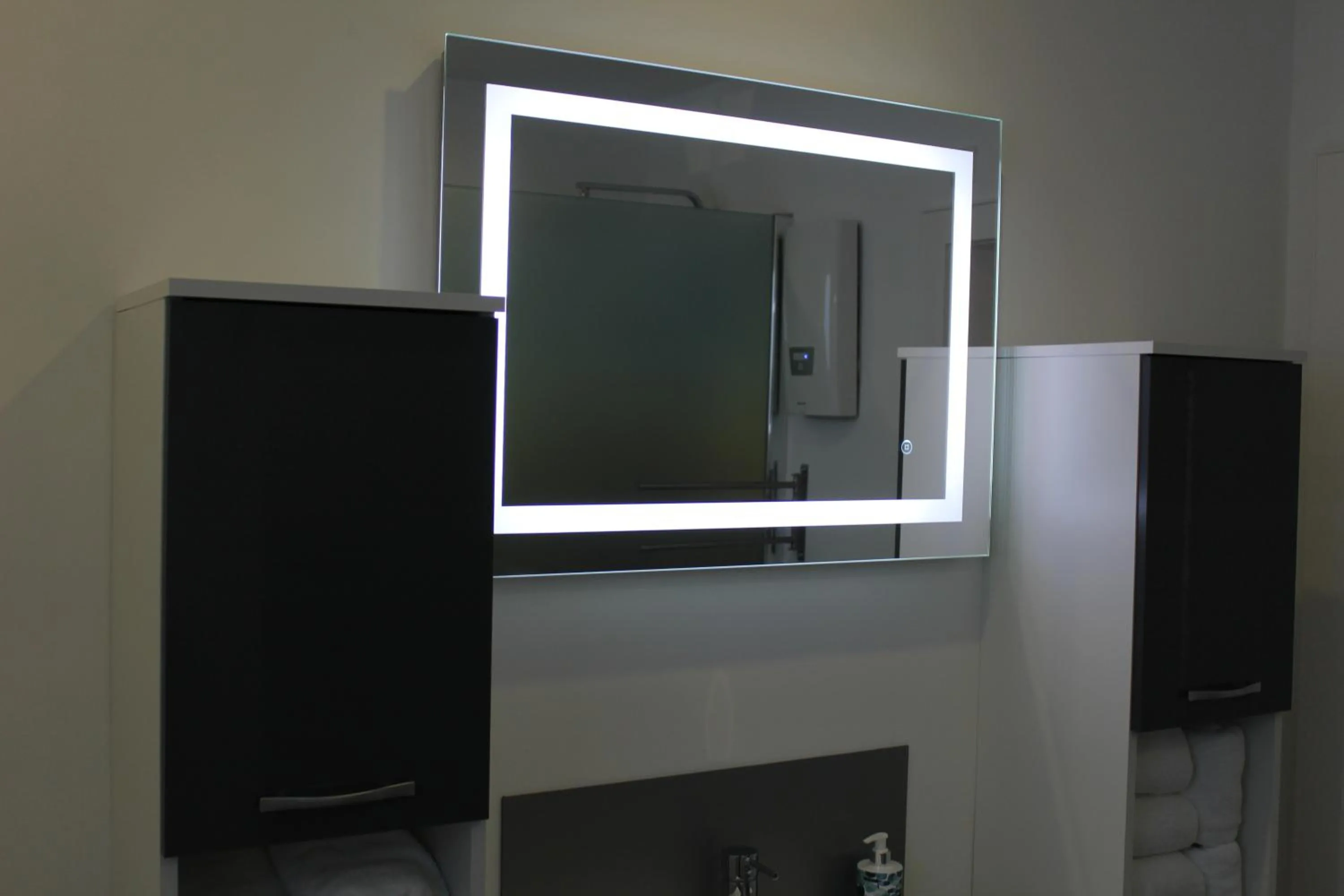 Bathroom in Monteurwohnung Ferienwohnung Rose in Isenbüttel Nähe Gifhorn, Wolfsburg, Braunschweig
