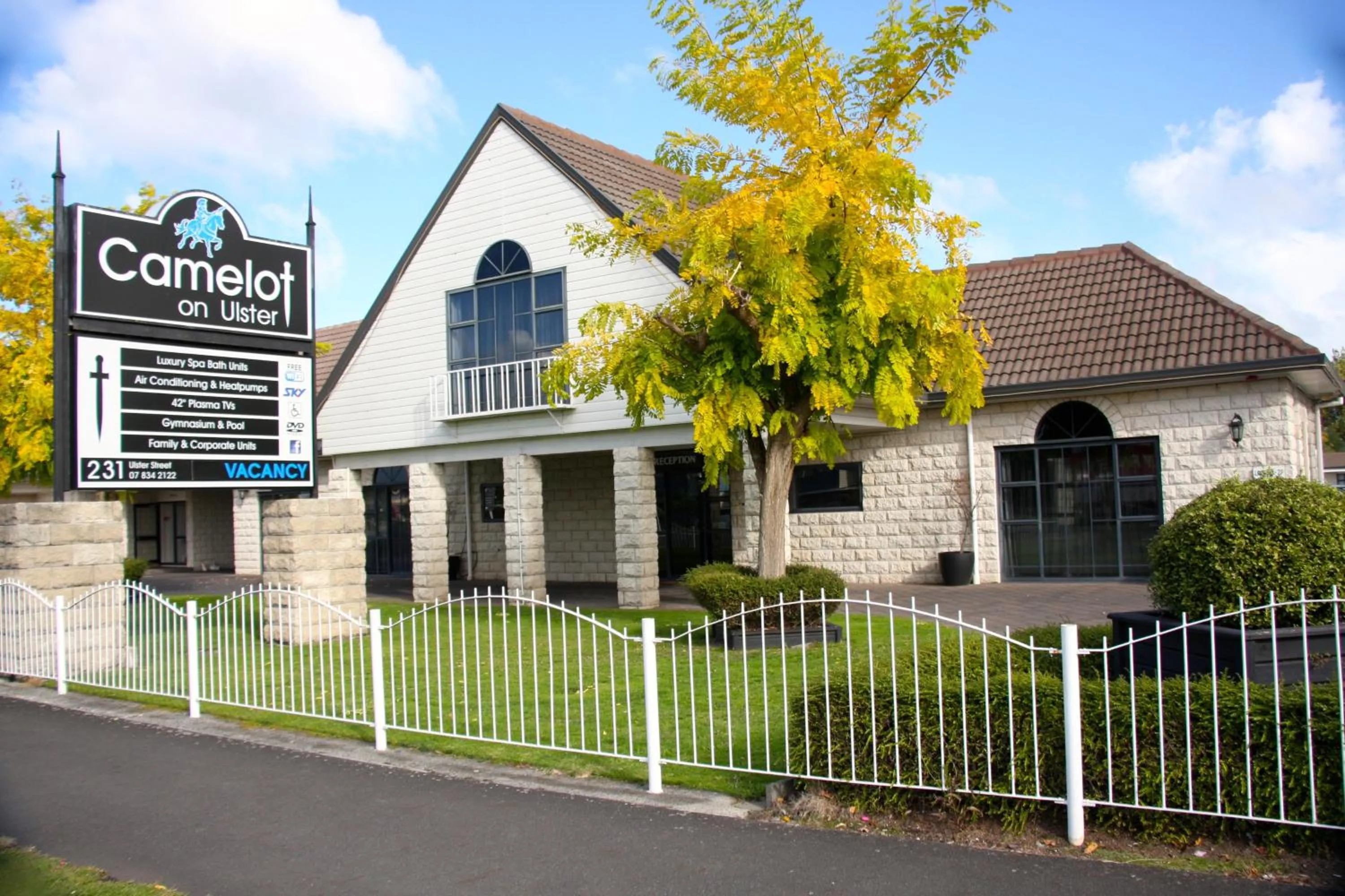 Property building in Camelot On Ulster