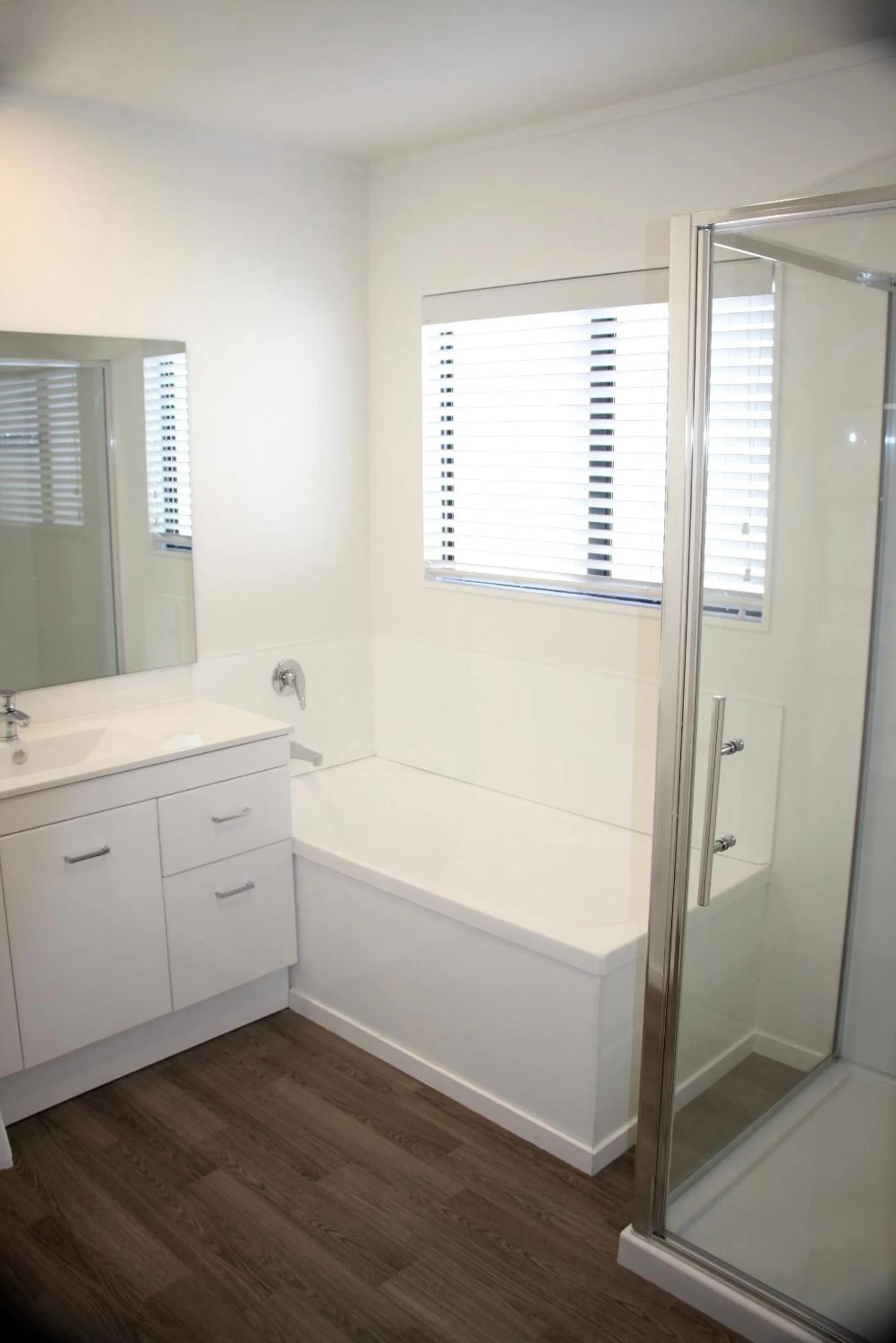 Bathroom in Camelot On Ulster