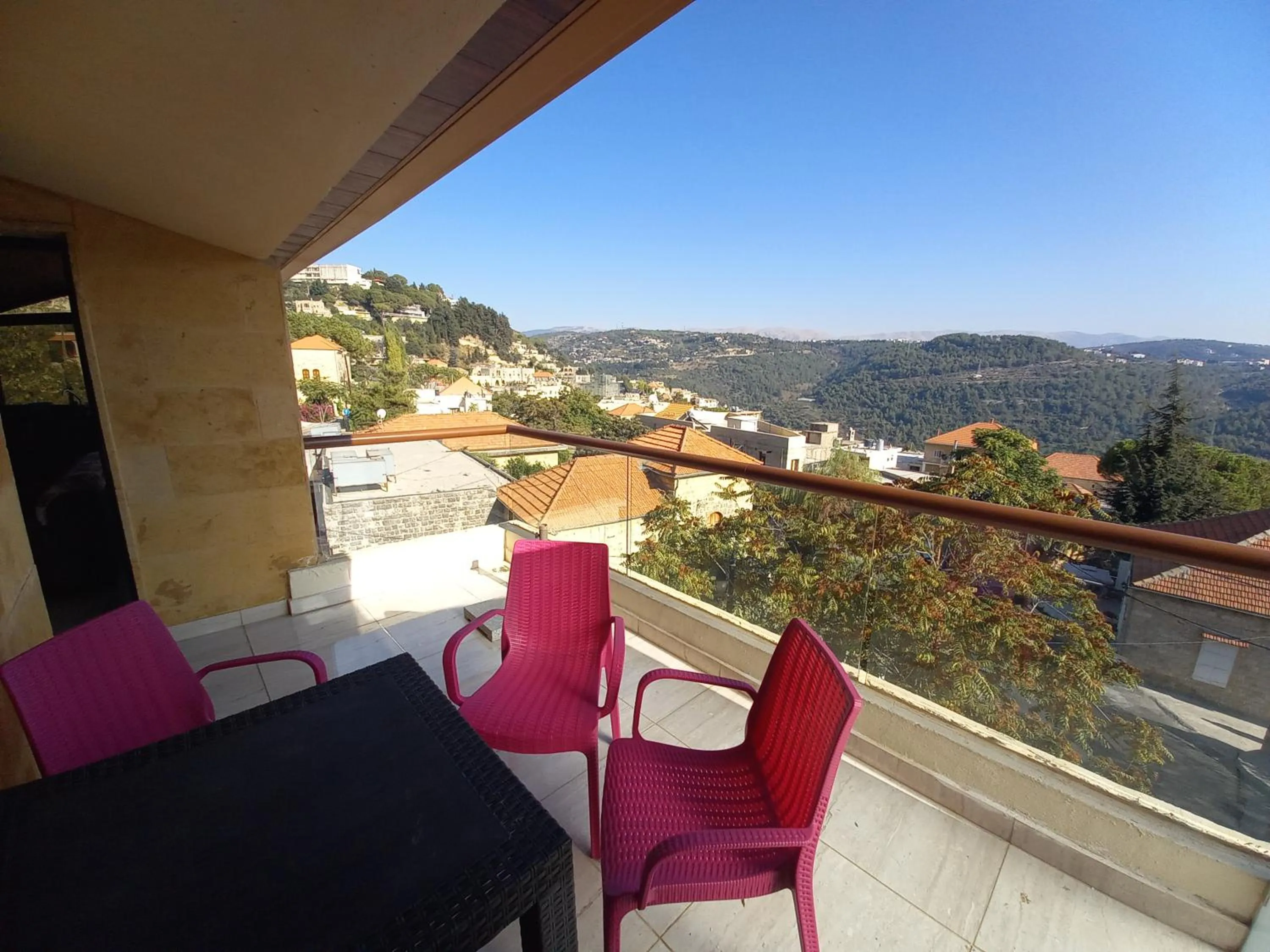 Suiteness Deir el qamar