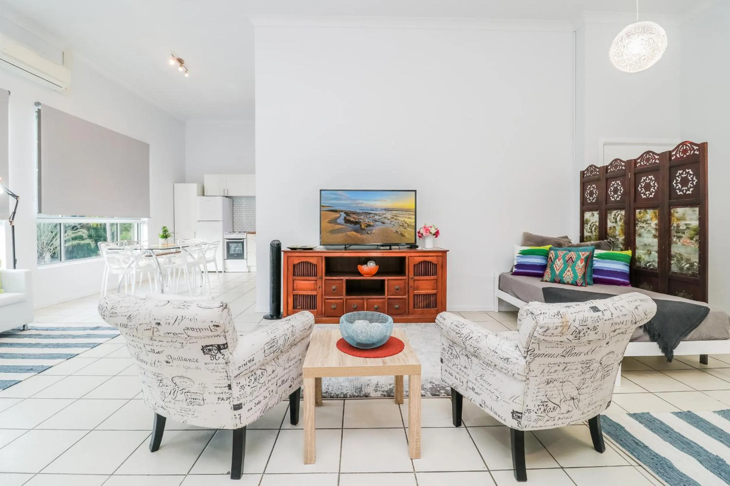 Living room in Sandcastles 1770 Motel & Resort