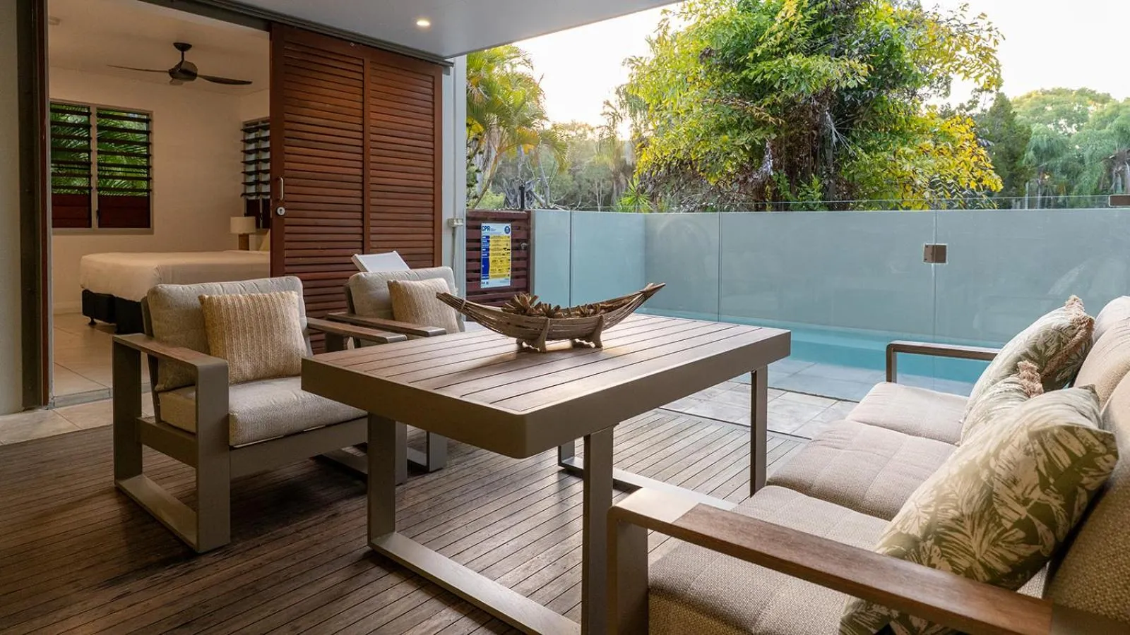 Sandcastles 1770 Motel & Resort