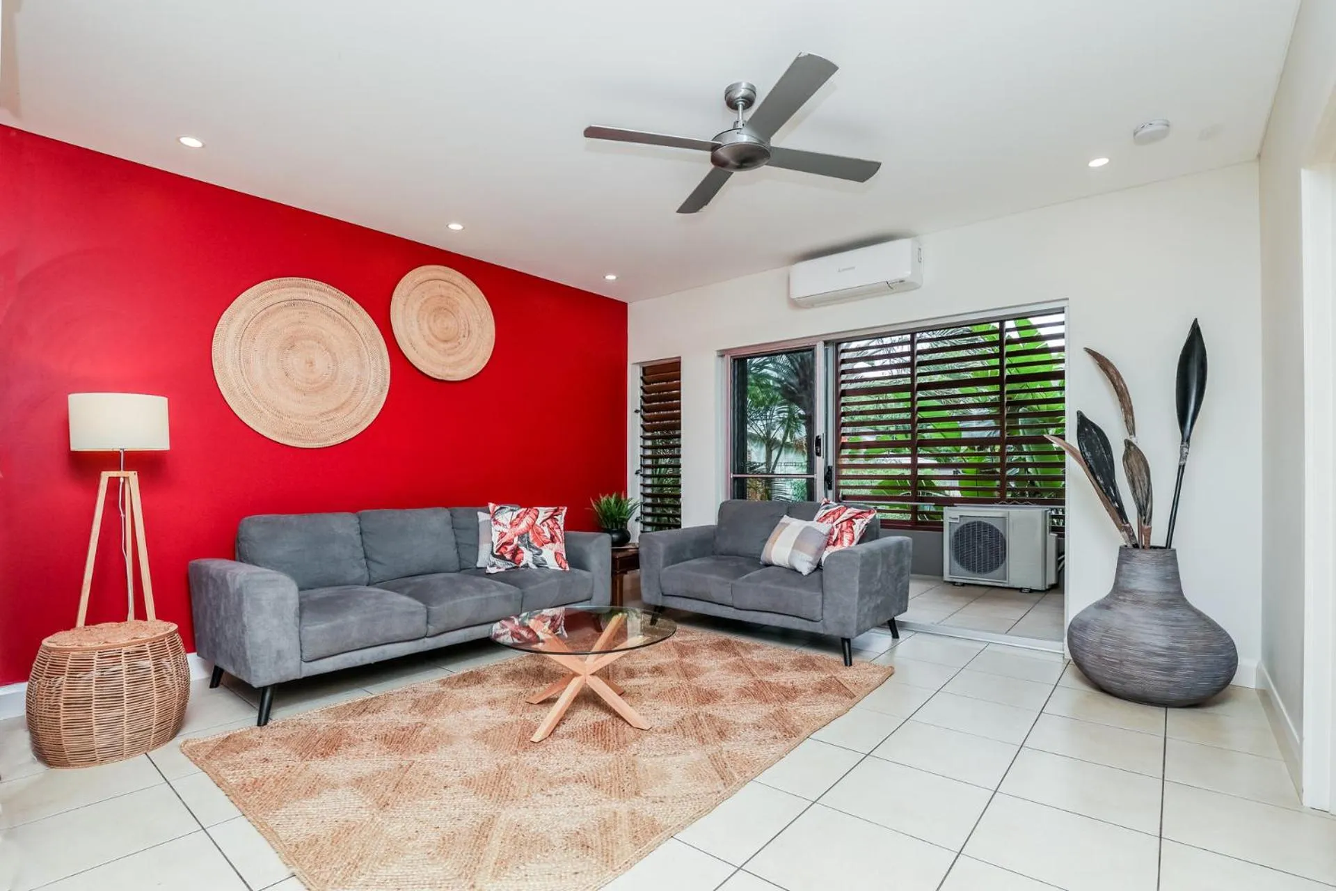 Living room in Sandcastles 1770 Motel & Resort