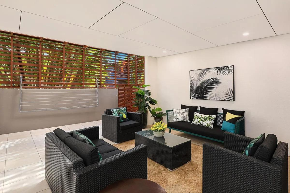 Sandcastles 1770 Motel & Resort