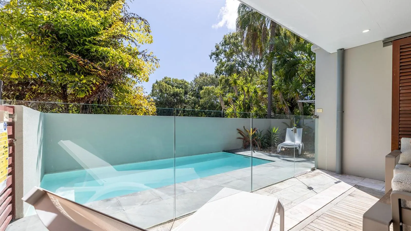 Sandcastles 1770 Motel & Resort