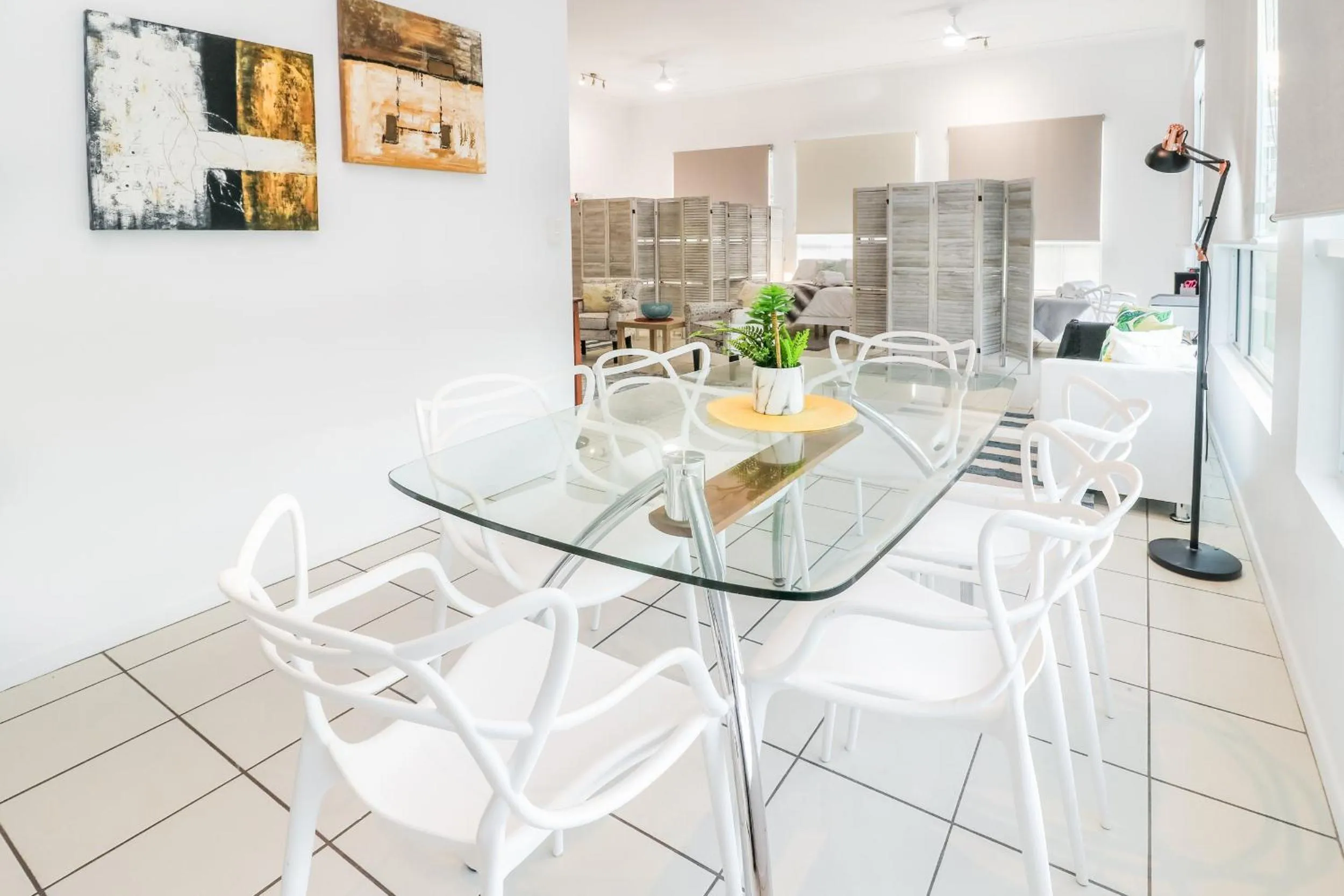 Dining area in Sandcastles 1770 Motel & Resort