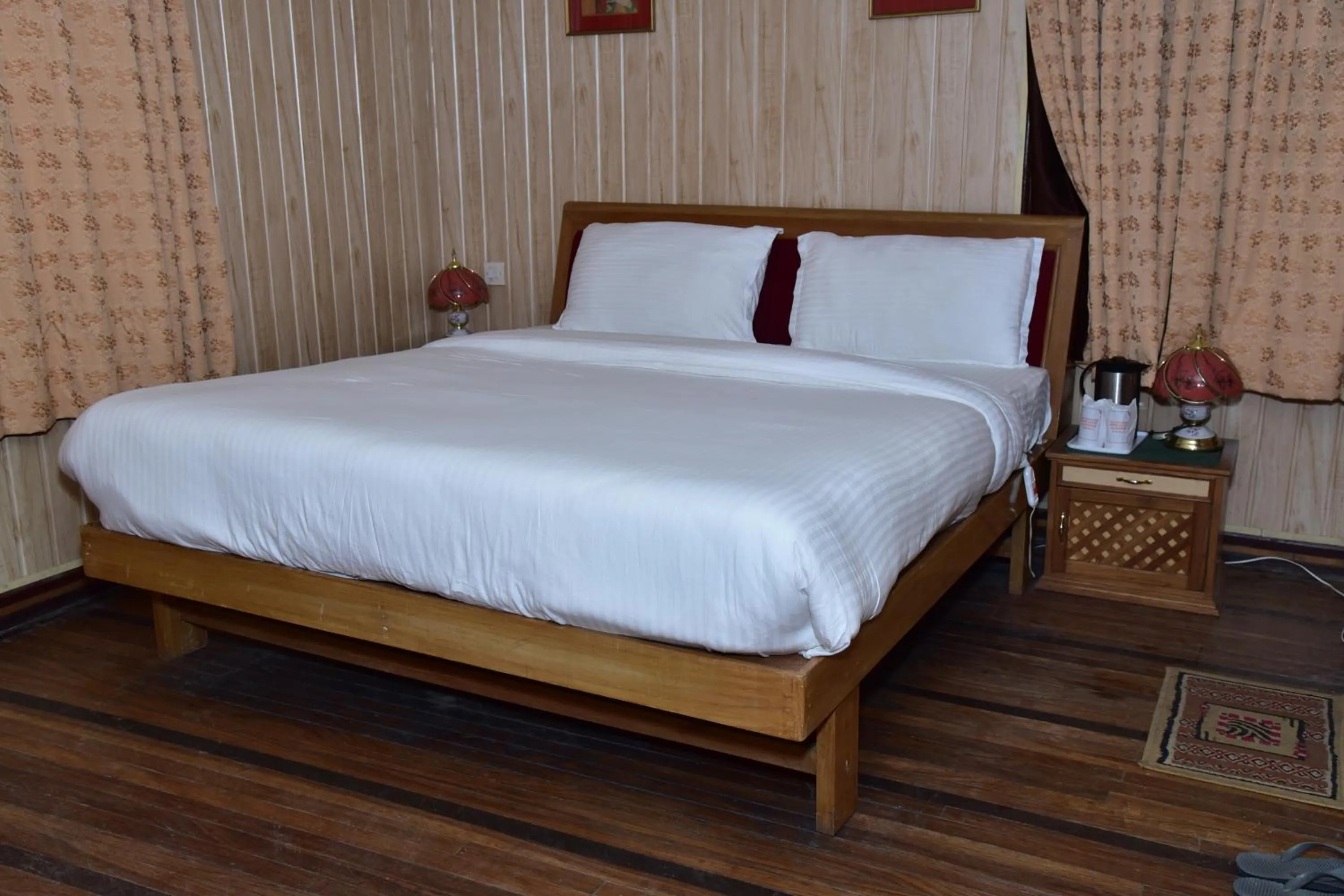 Bed in Snow King Retreat - The Heaven