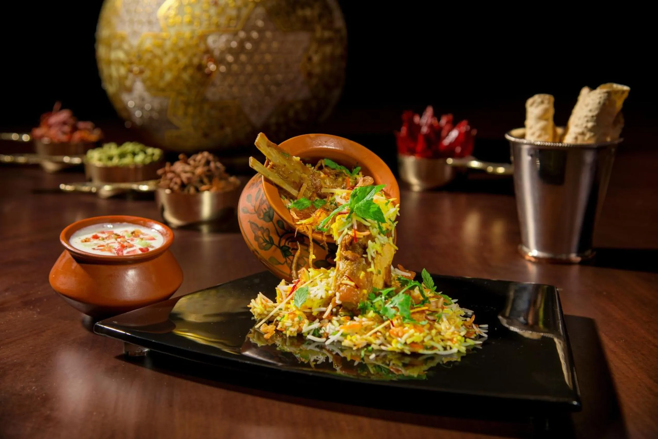 Restaurant/places to eat in The Leela Palace Chennai