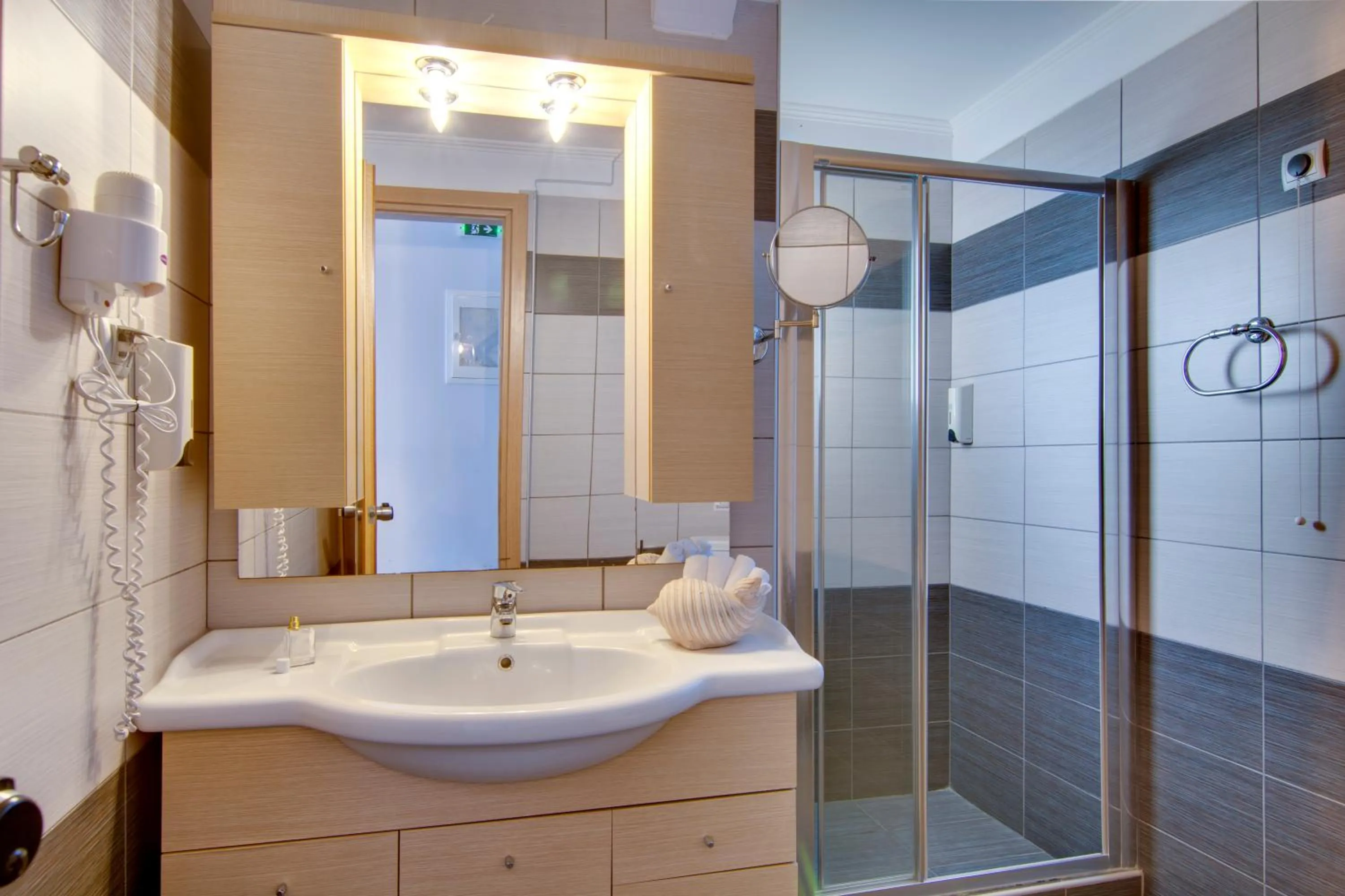 Bathroom in Valtos Beach Hotel