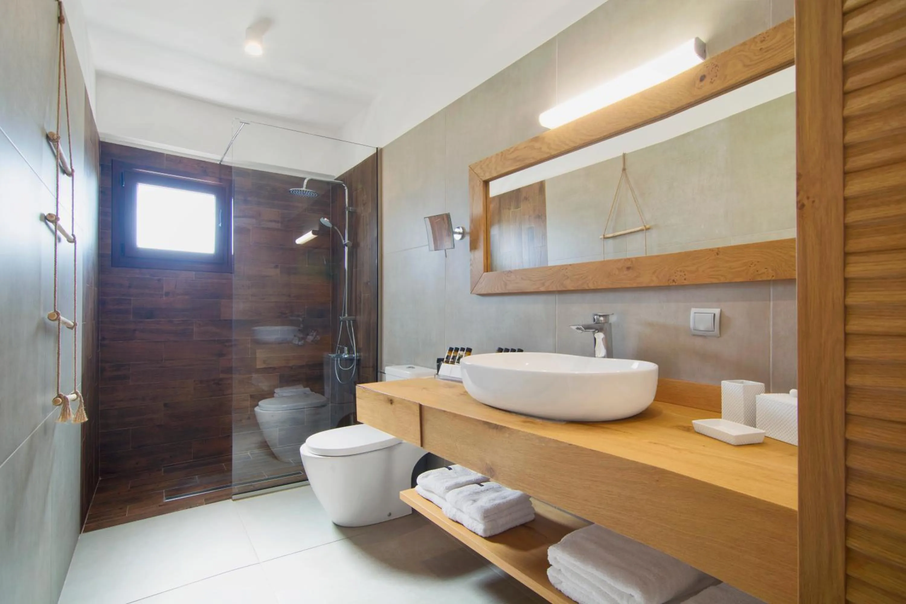 Shower in Valtos Beach Hotel