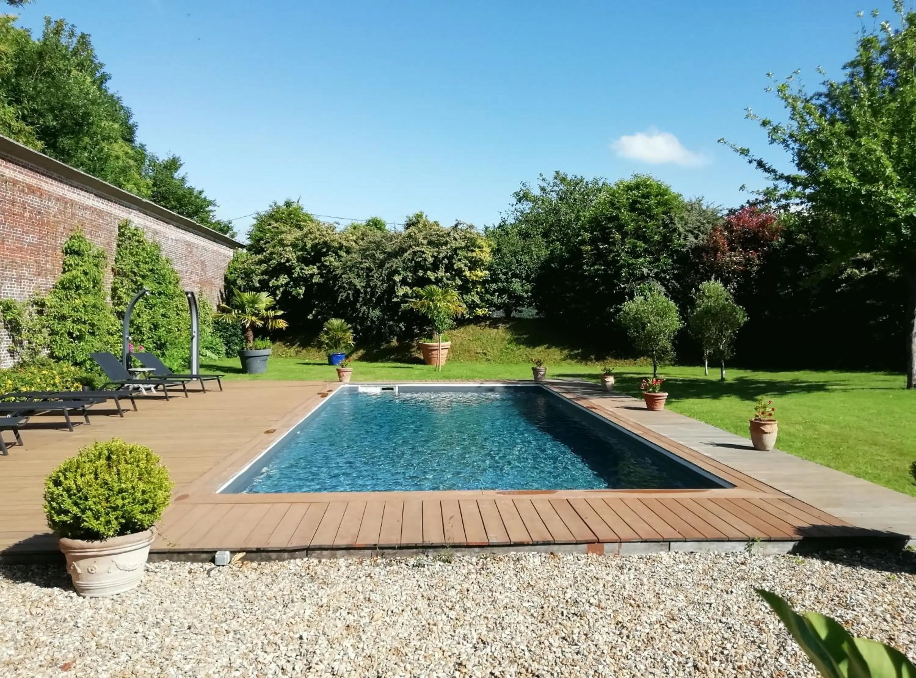 Swimming pool in Château de Cleuville
