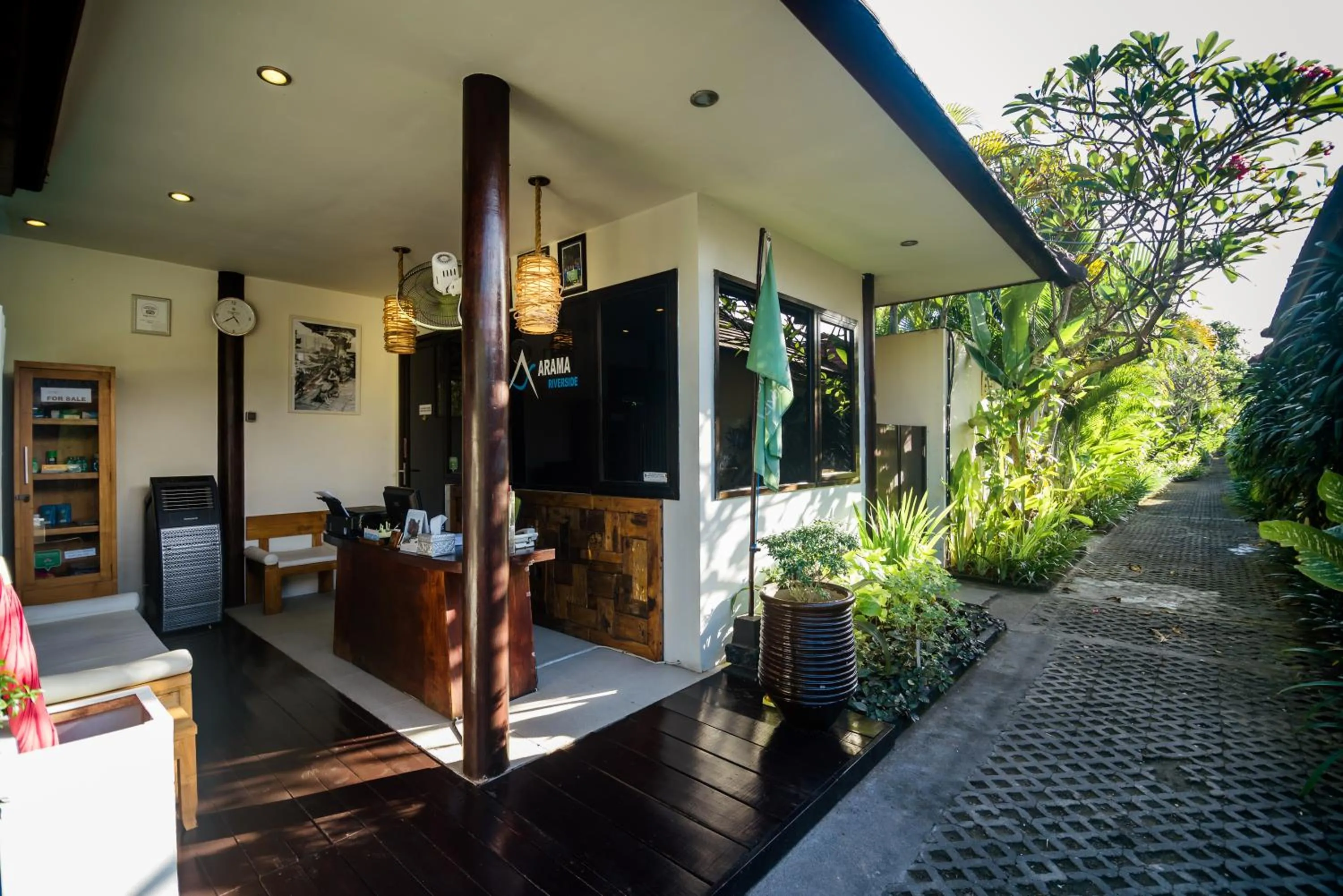 Facade/entrance in Arama Riverside 5 Bedrooms by Villas Direct Bali