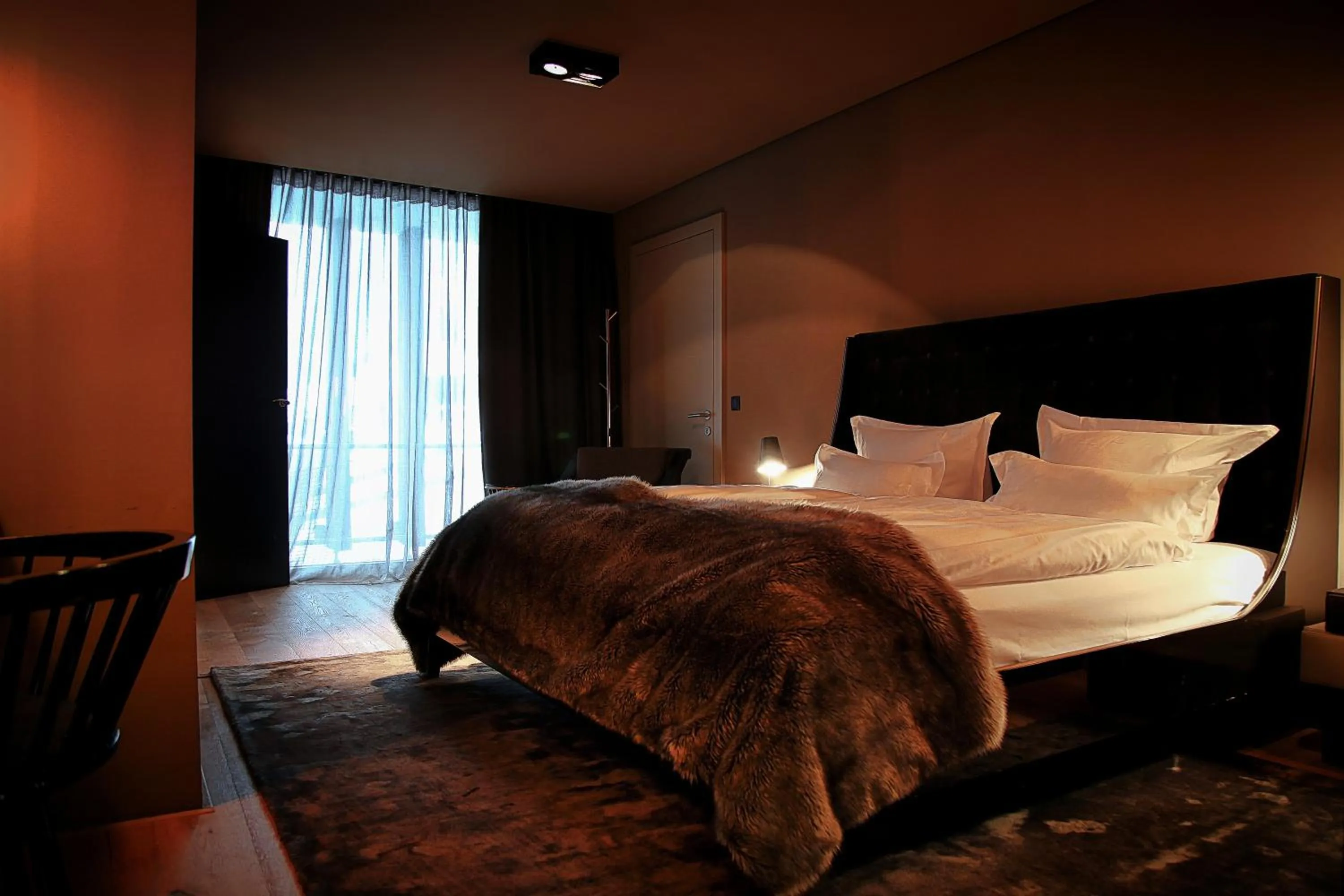 Bed in Hotel Zhero – Ischgl/Kappl