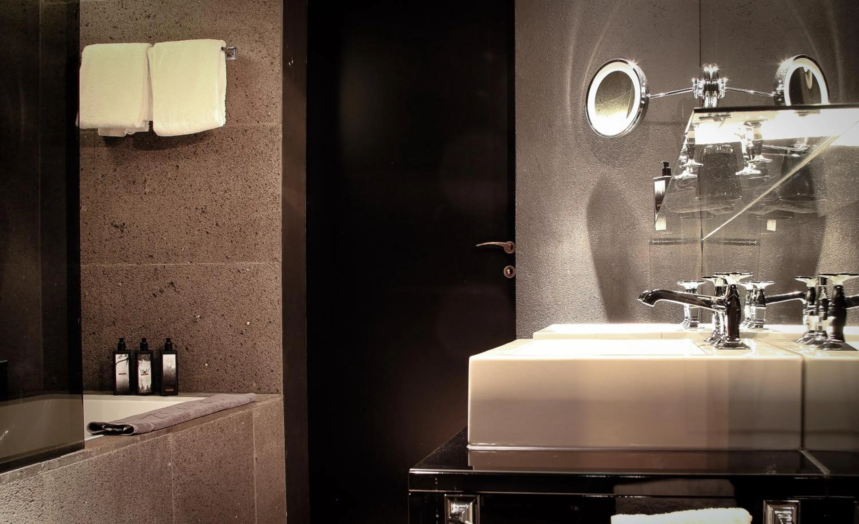 Bathroom in Hotel Zhero – Ischgl/Kappl