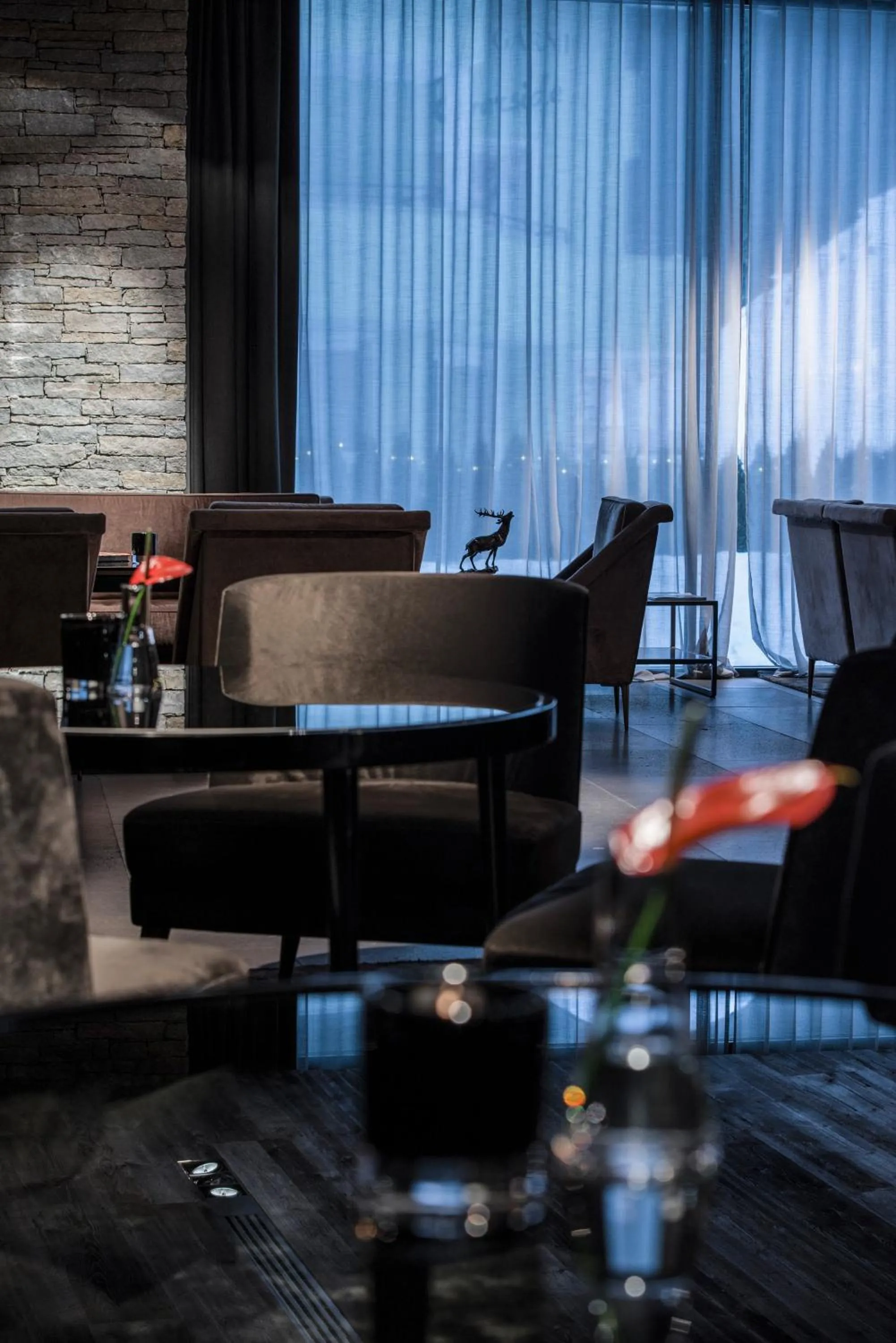 Lounge or bar in Hotel Zhero – Ischgl/Kappl