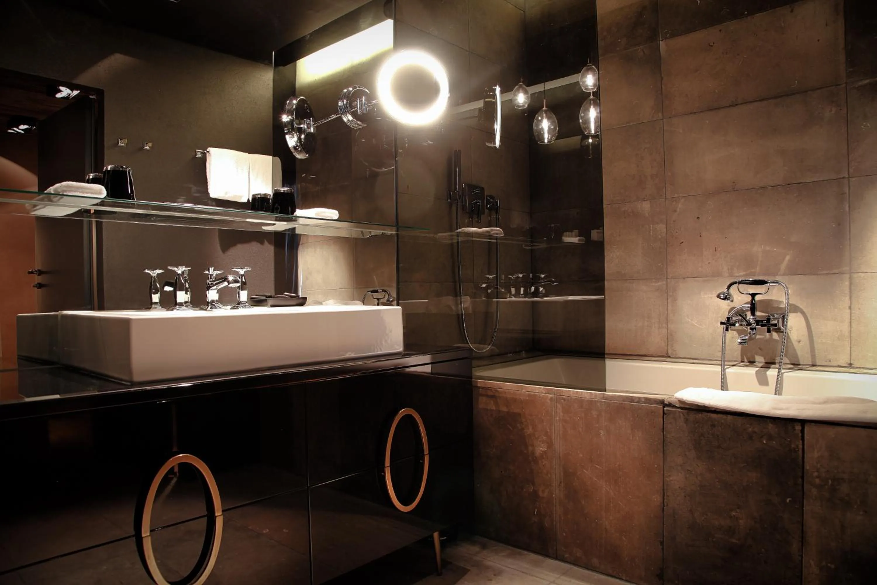 Bathroom in Hotel Zhero – Ischgl/Kappl