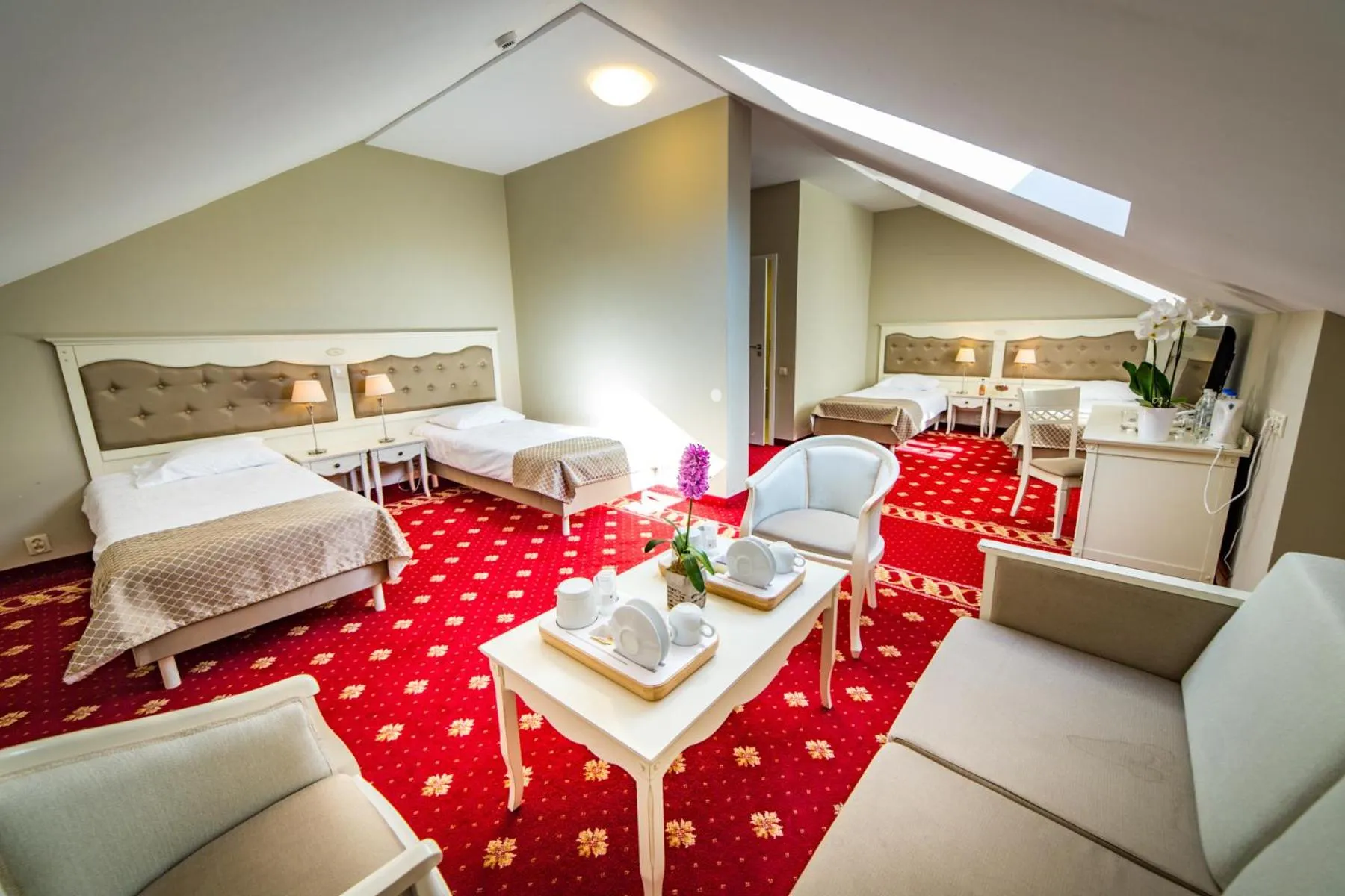 Photo of the whole room, Bed in Hotel Sobienie Królewskie