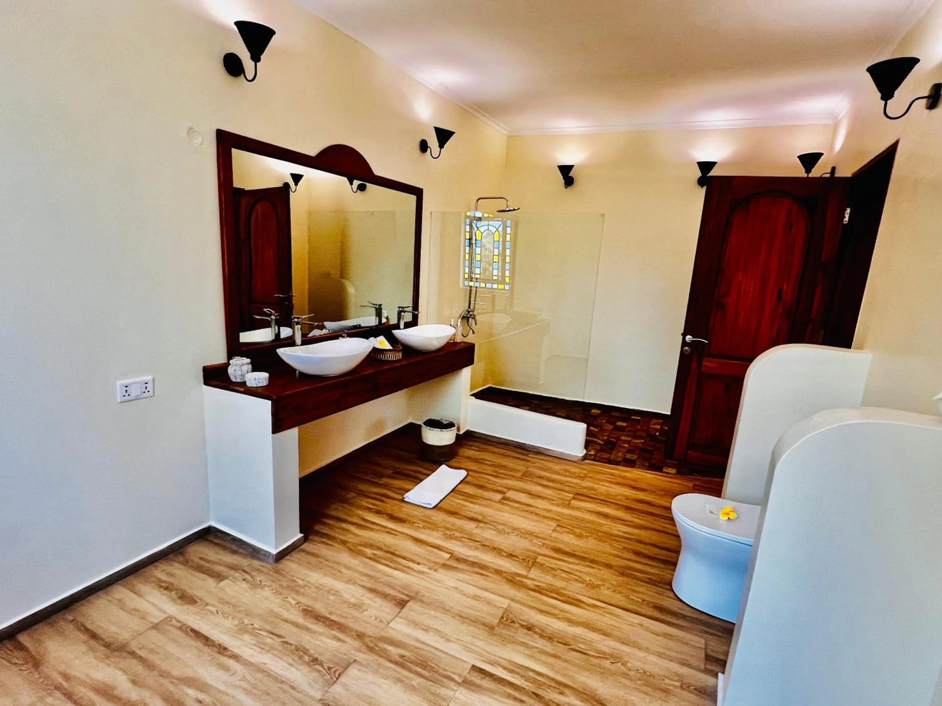 Bathroom in Pink Flamingo Boutique Hotel