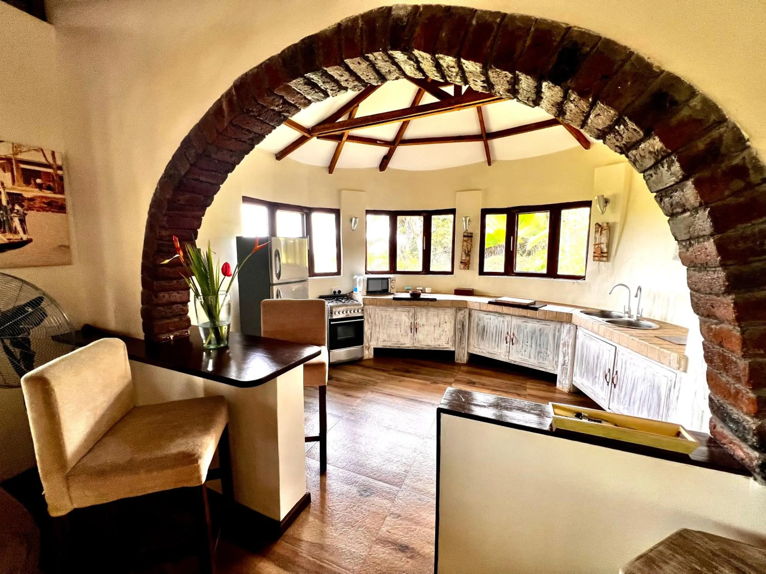 Restaurant/places to eat in Pink Flamingo Boutique Hotel