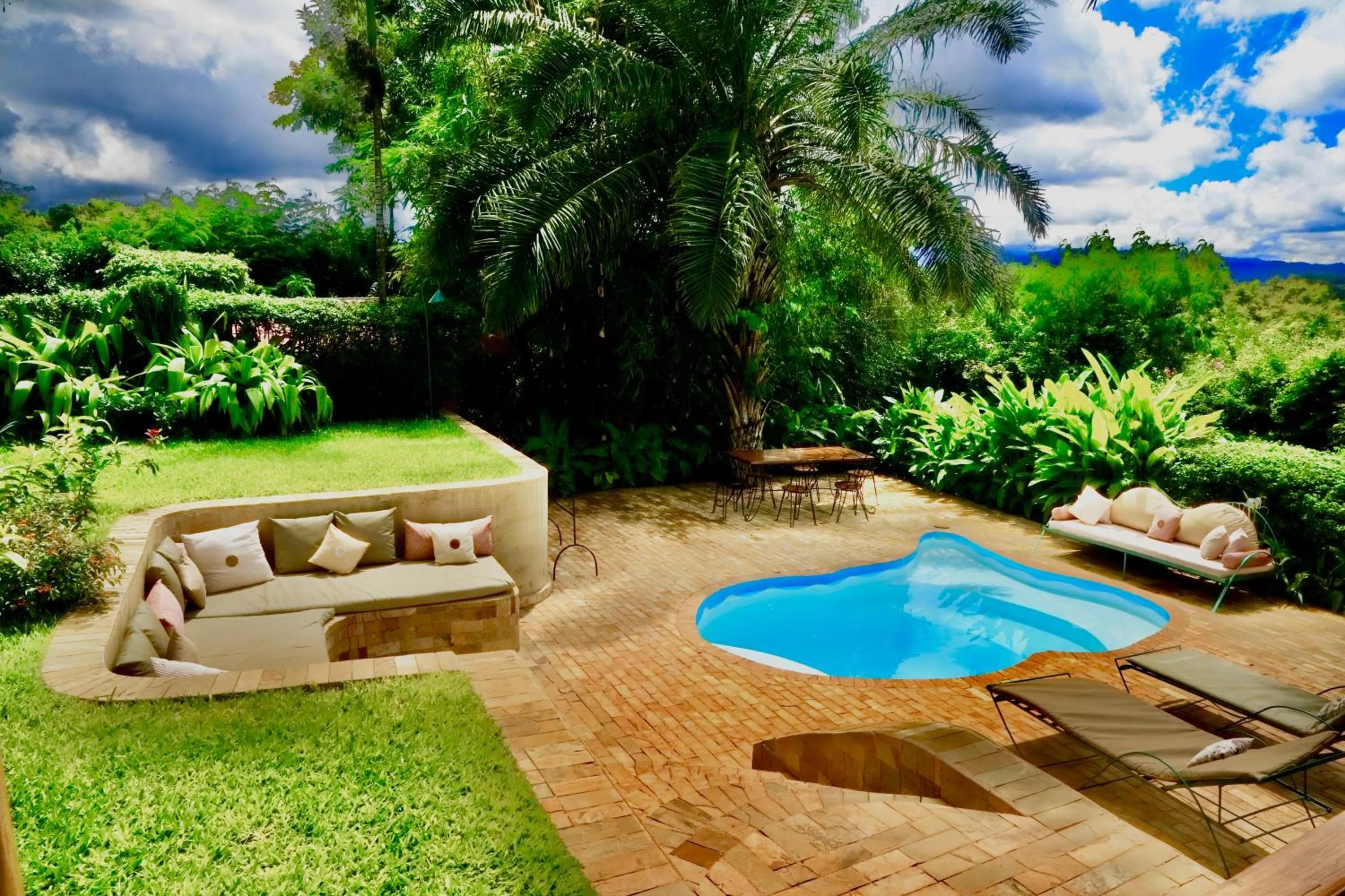 Pink Flamingo Boutique Hotel