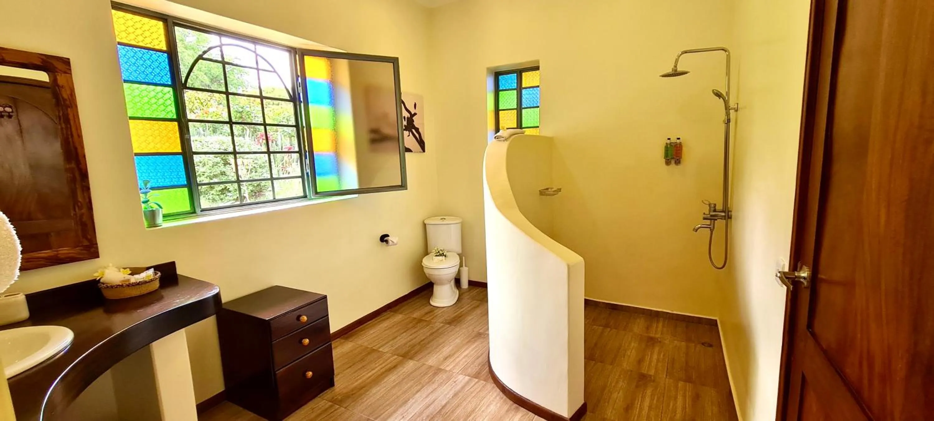 Bathroom in Pink Flamingo Boutique Hotel