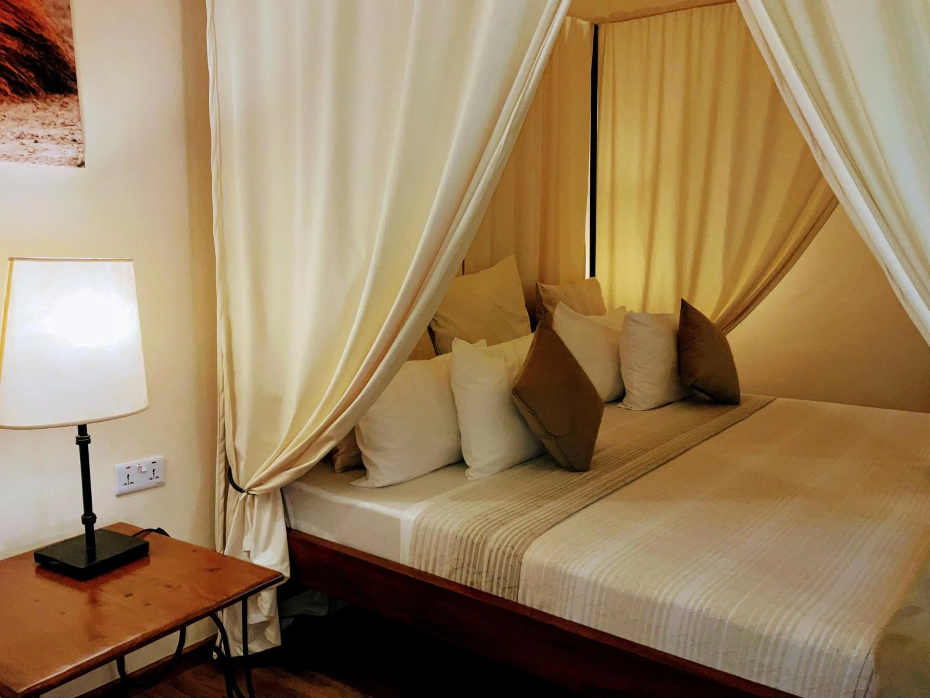 Bed in Pink Flamingo Boutique Hotel