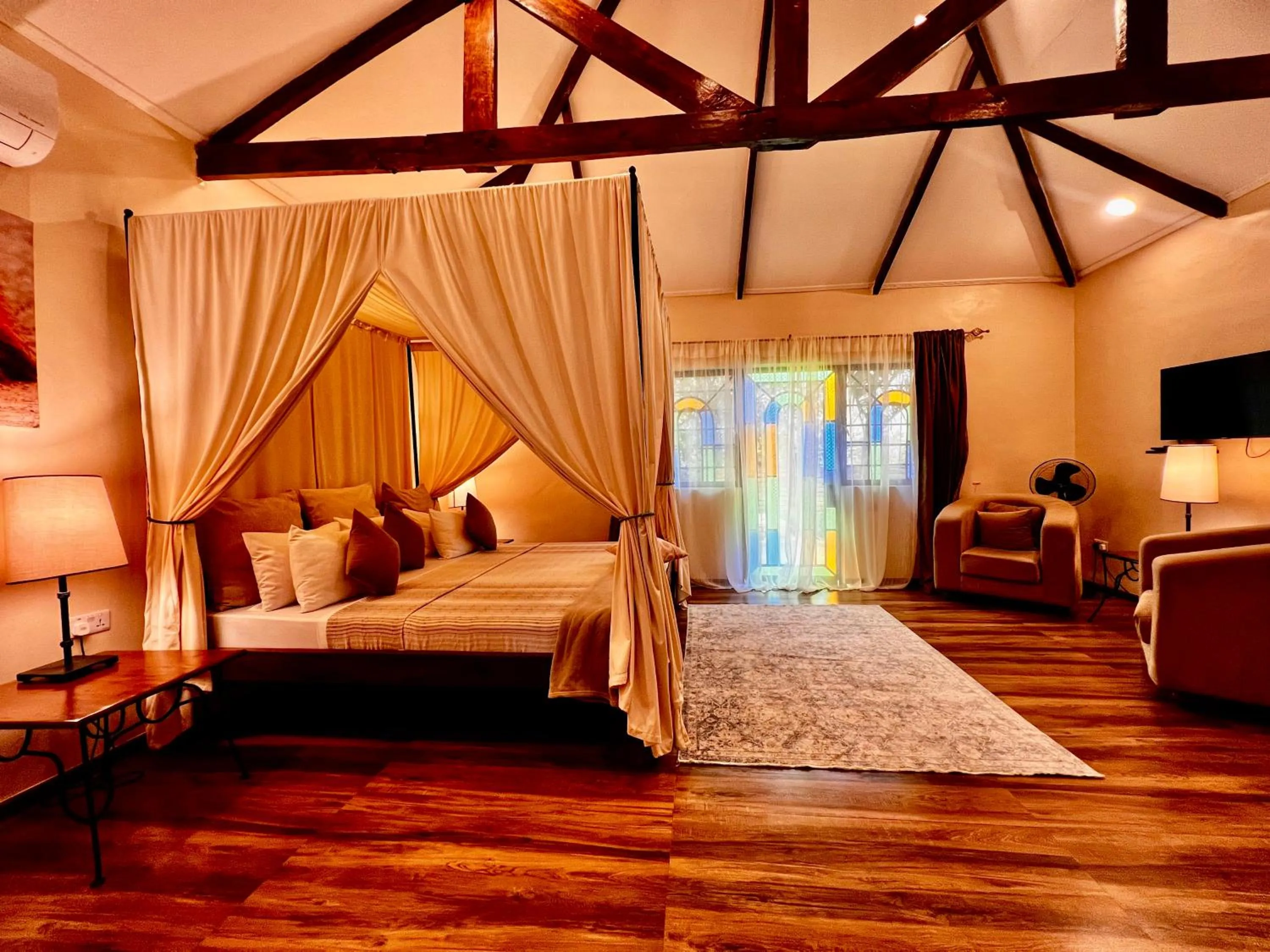 Bedroom, Bed in Pink Flamingo Boutique Hotel