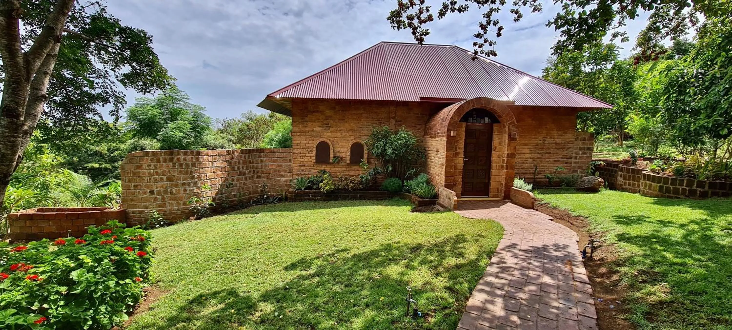 Massage in Pink Flamingo Boutique Hotel