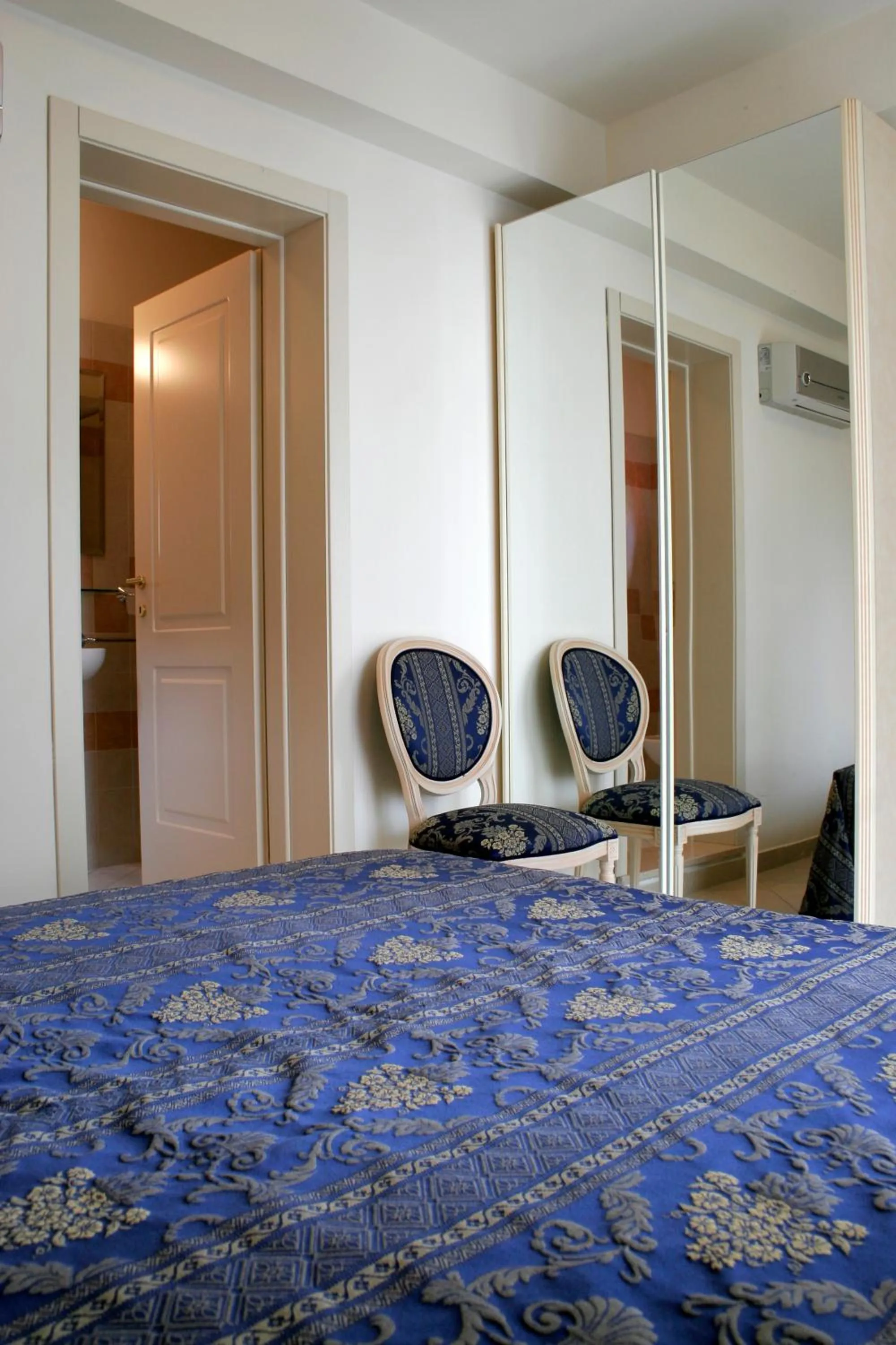 Seating area in Residence Olimpo