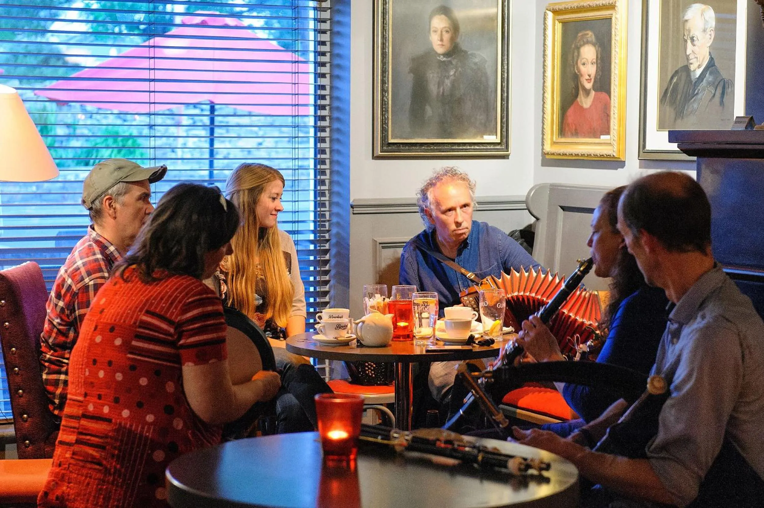 Restaurant/places to eat in Cliffs of Moher Hotel