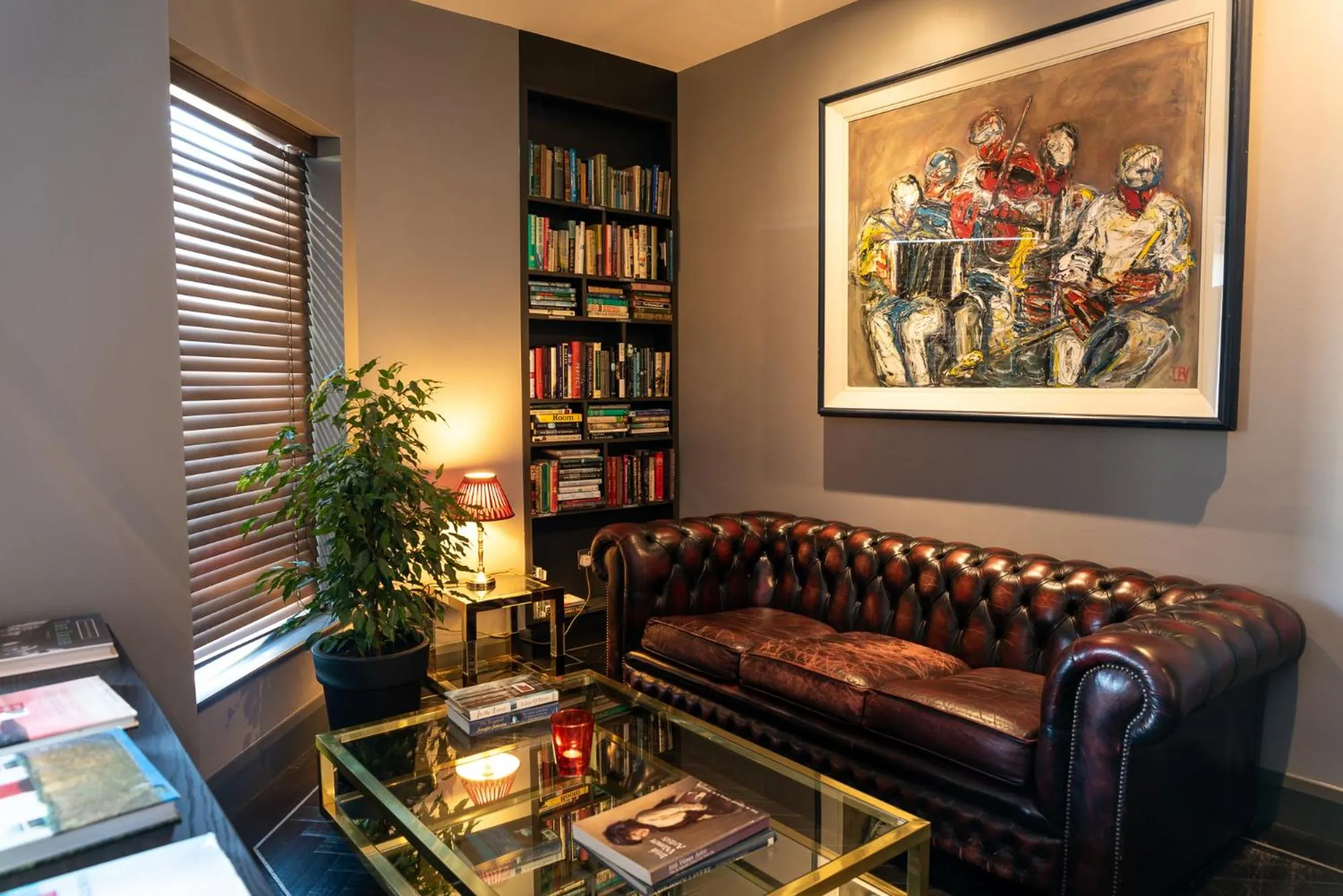 Lobby or reception in Cliffs of Moher Hotel