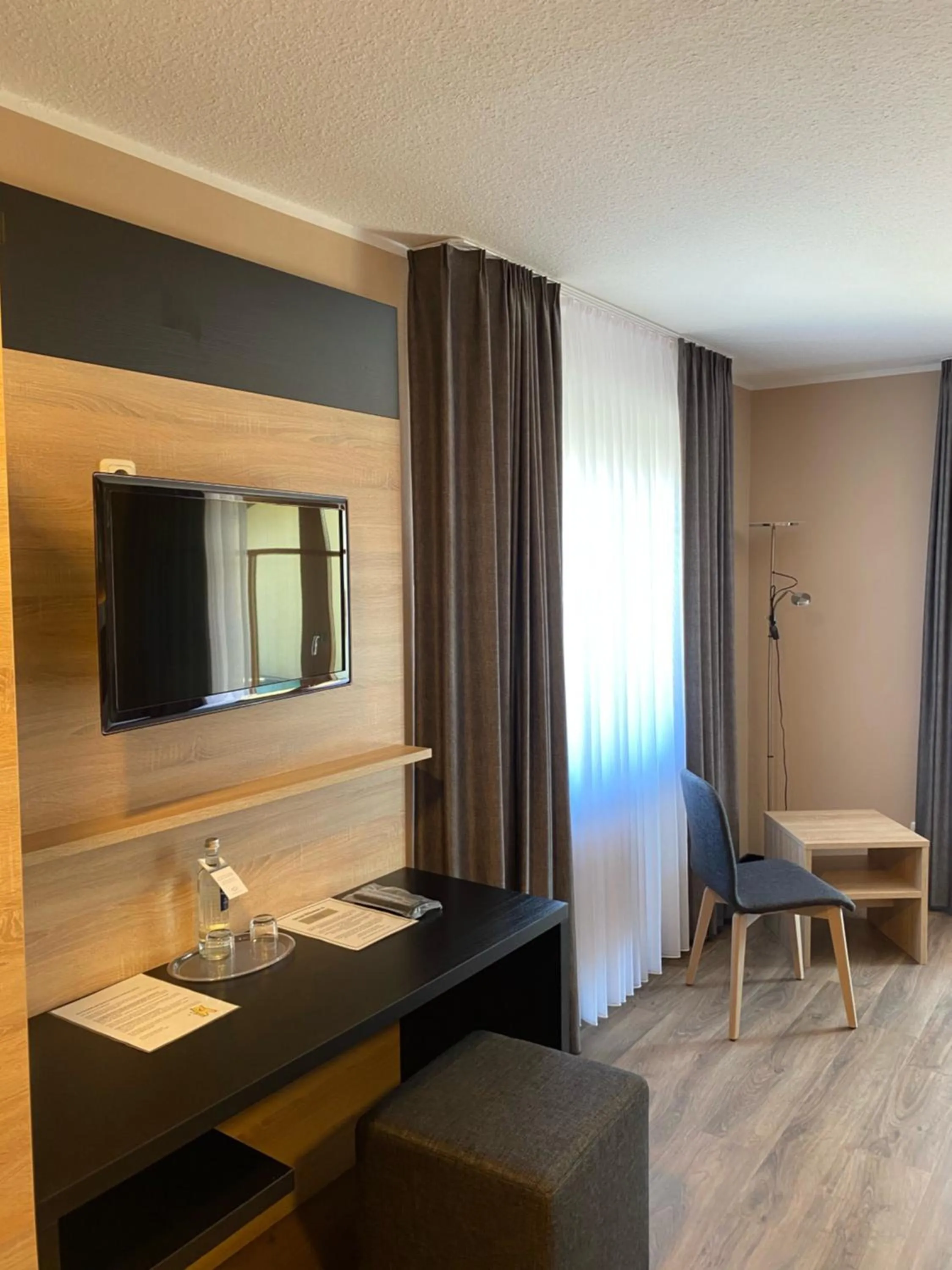 Photo of the whole room in FETZ DAS LORELEY HOTEL