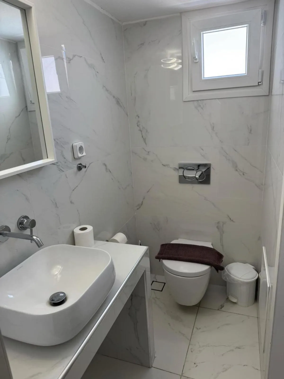 Property building in Villa Markos