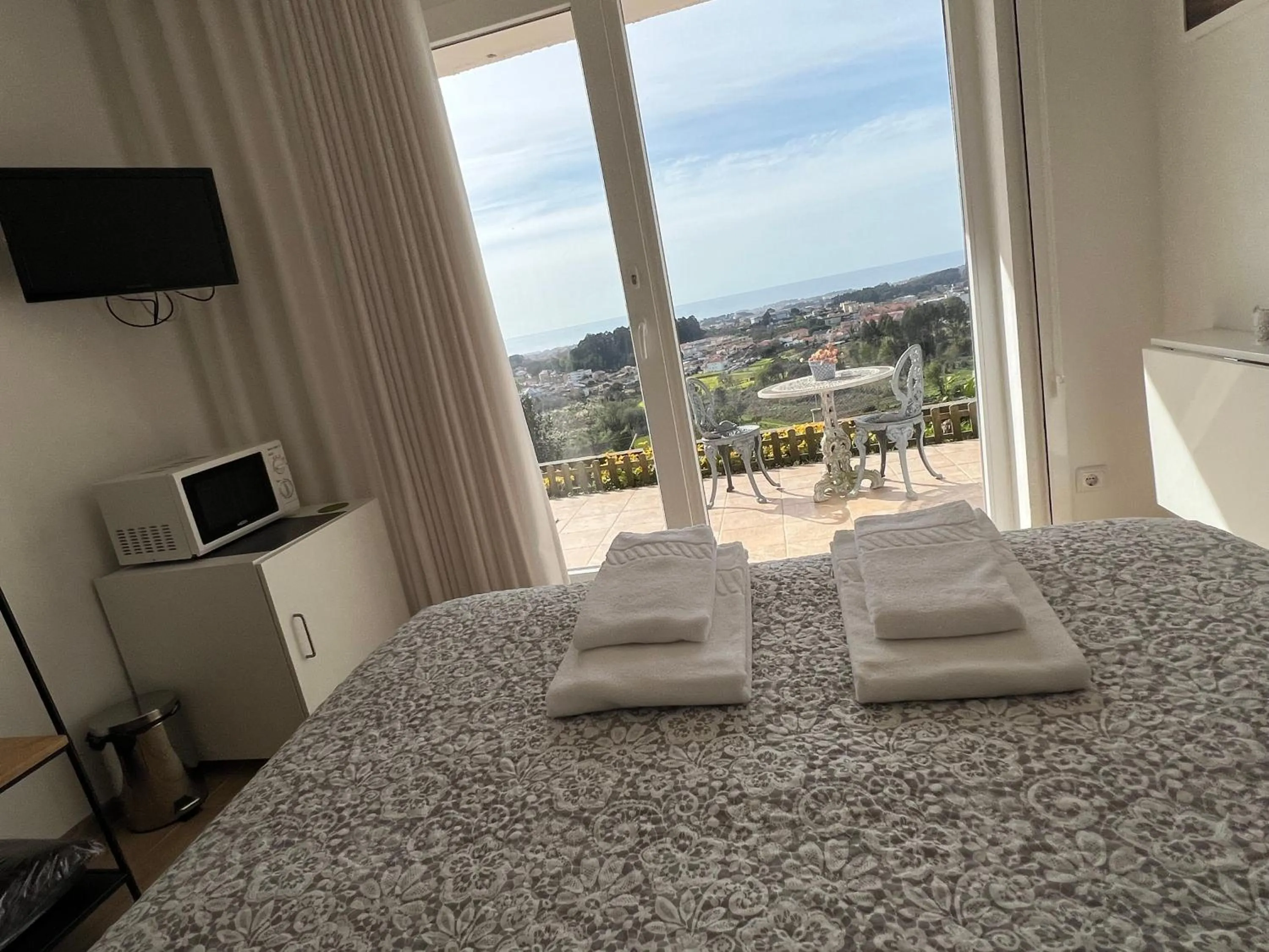 View (from property/room), Bed in Alfazema Sunset House