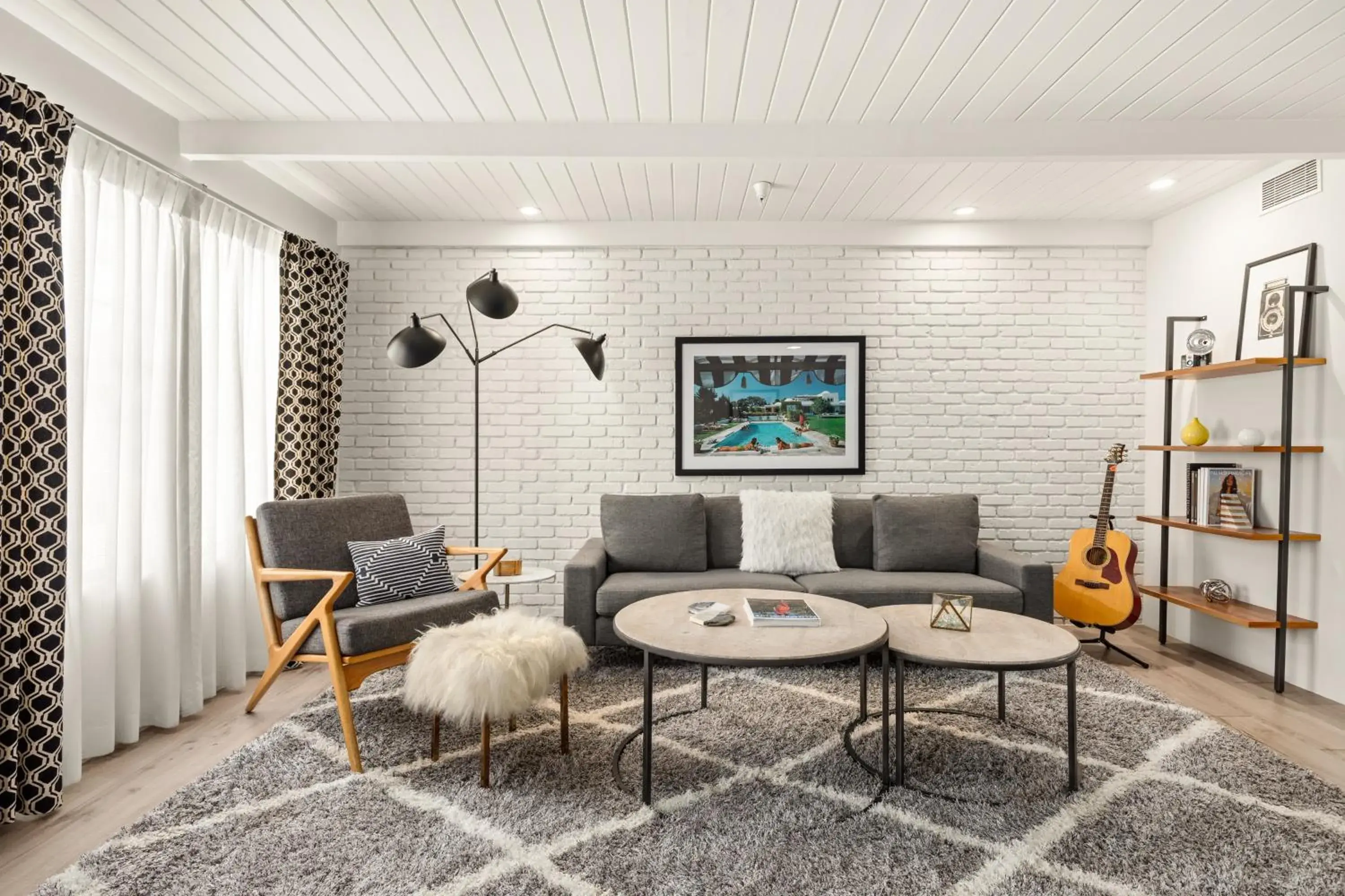 One-Bedroom Suite in the Weekend Palm Springs One-Bedroom Suite in the Weekend Palm Springs