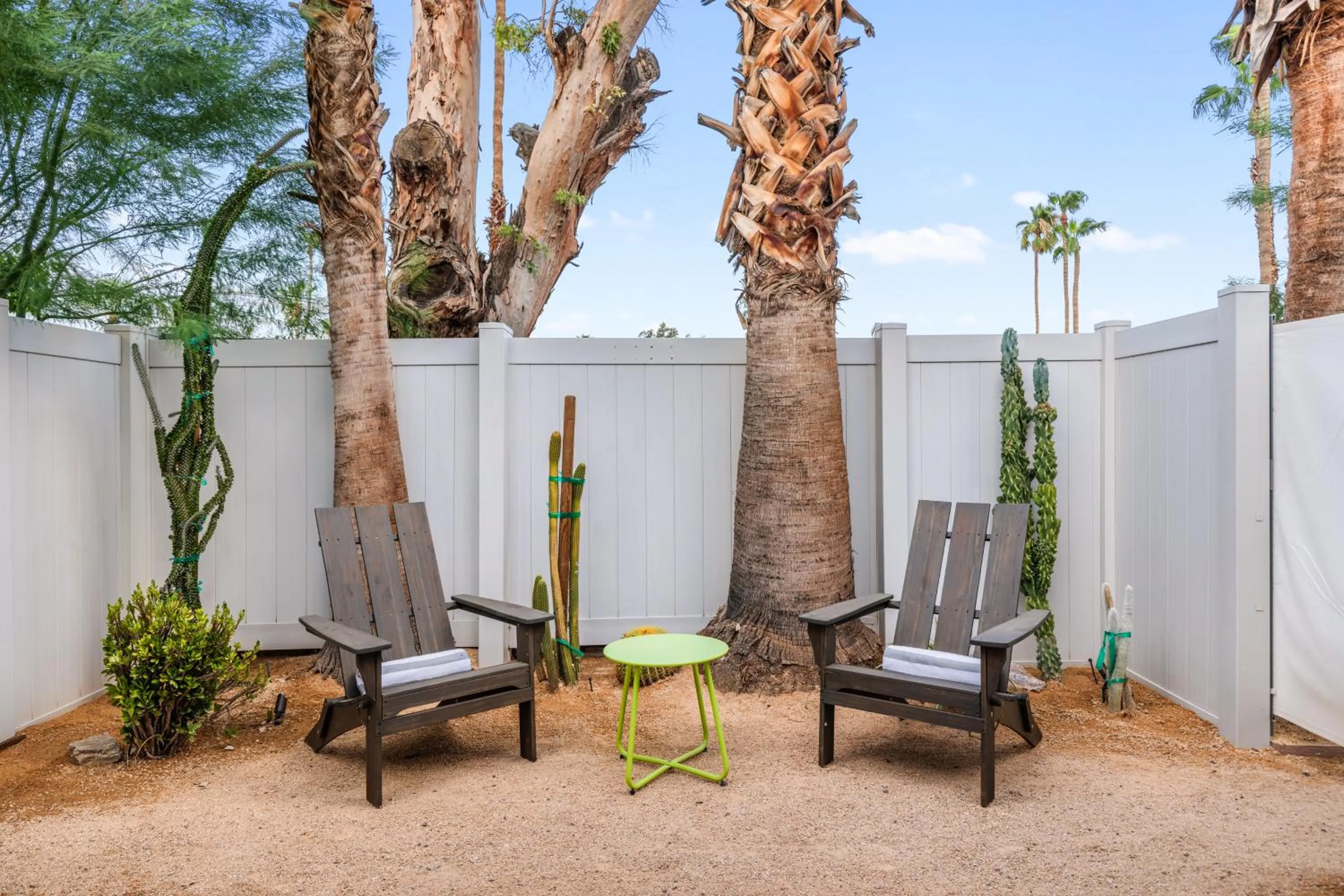 Patio in the Weekend Palm Springs