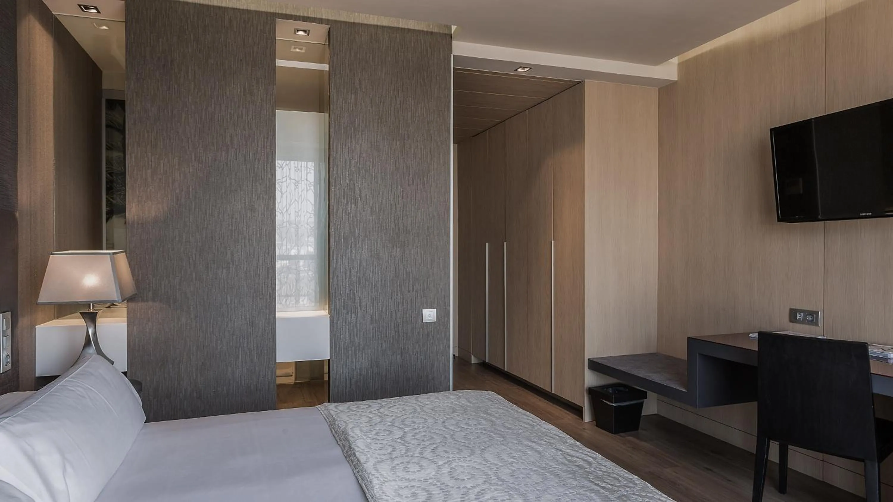 Bed in Hotel MiM Sitges & Spa