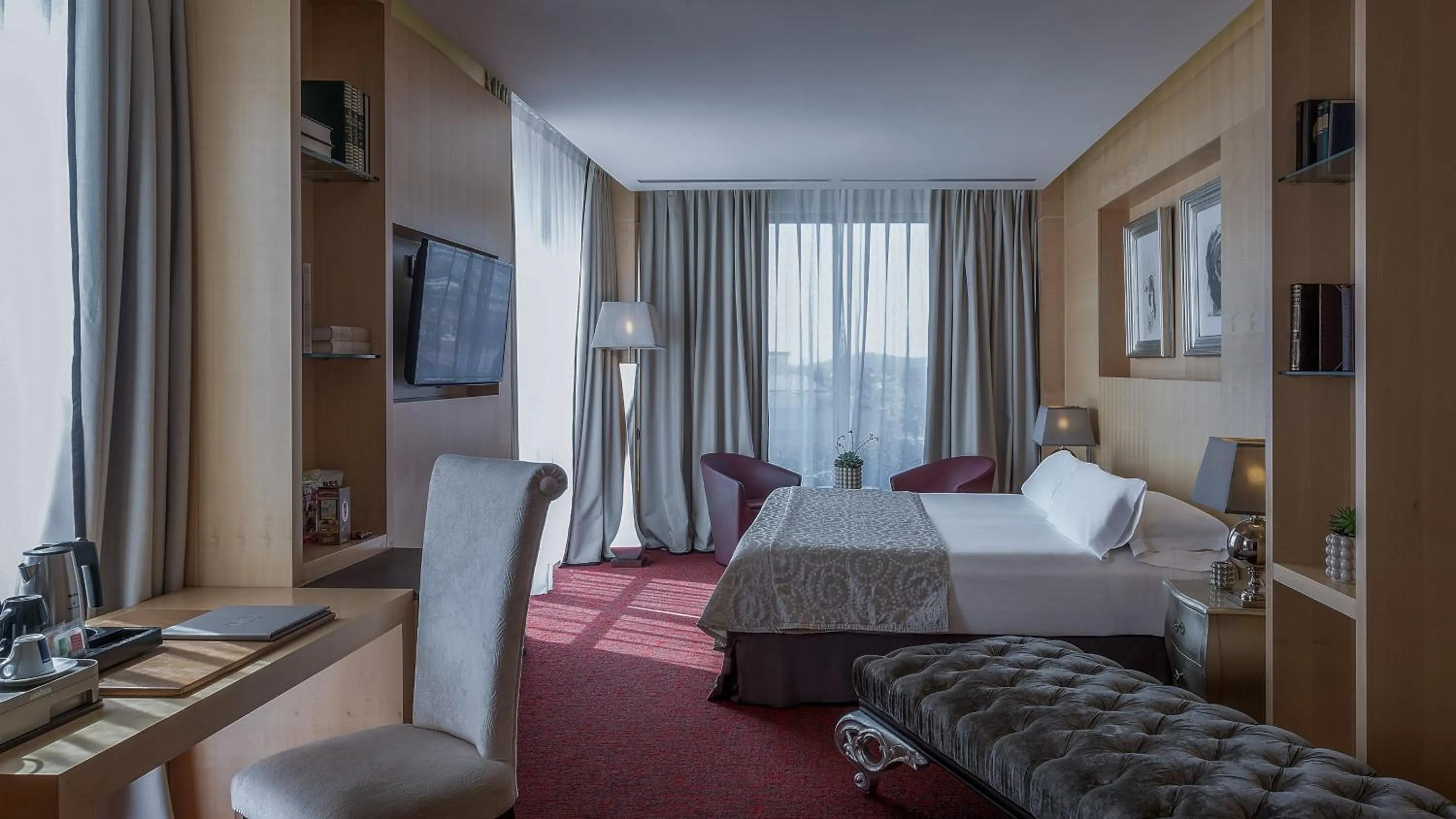 Bed in Hotel MiM Sitges & Spa