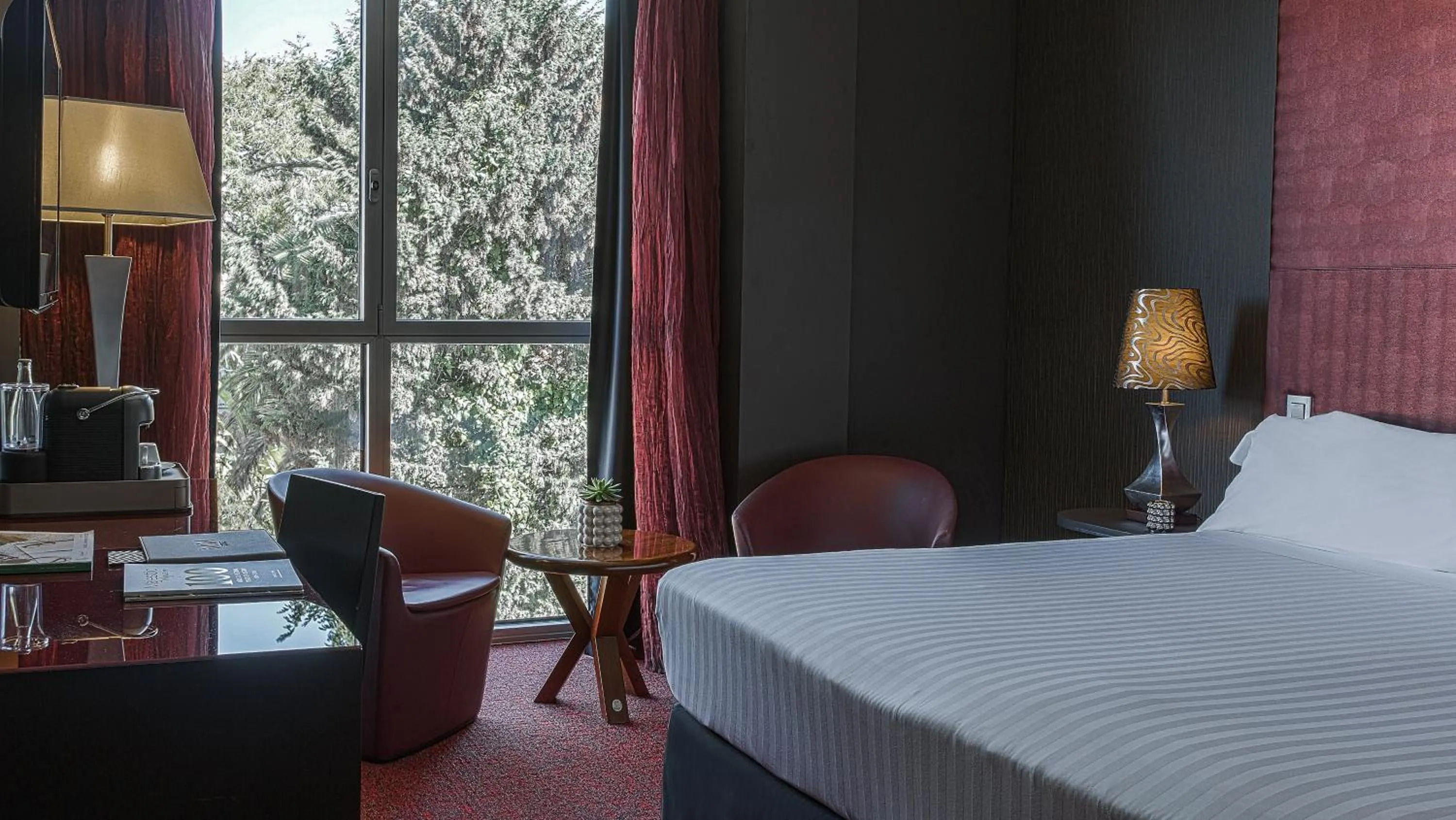 Bed in Hotel MiM Sitges & Spa