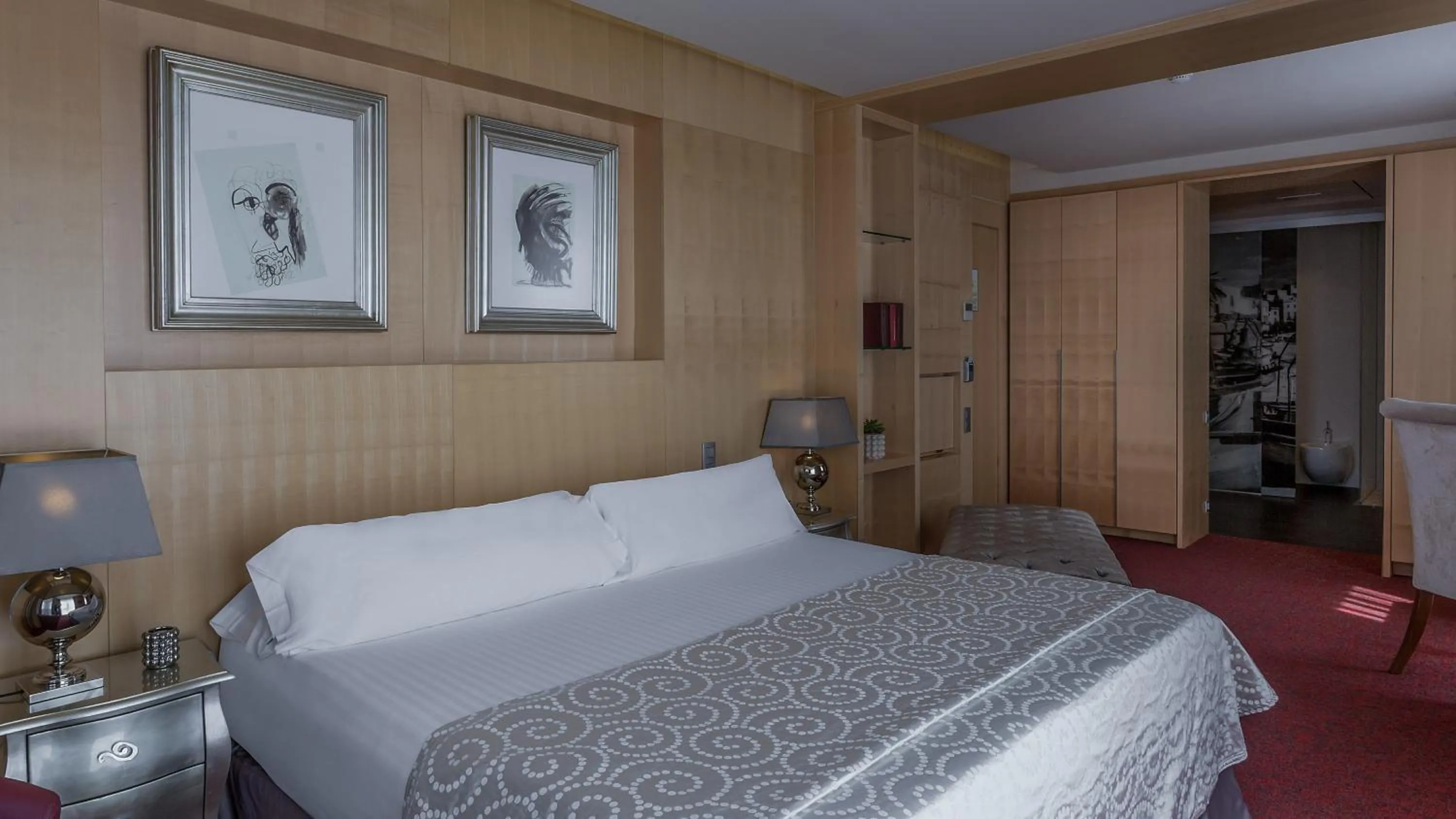 Bed in Hotel MiM Sitges & Spa