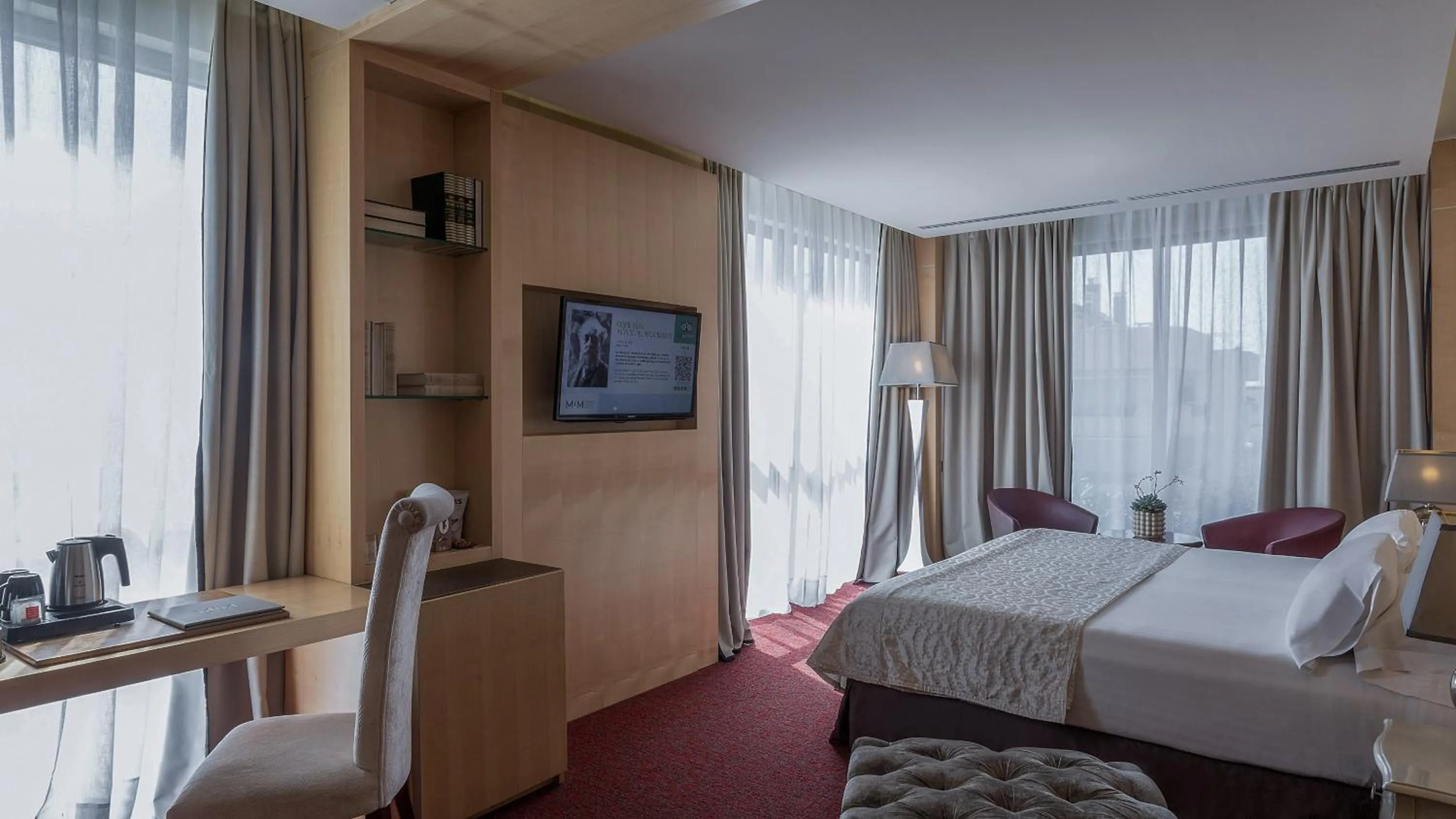 Bed in Hotel MiM Sitges & Spa