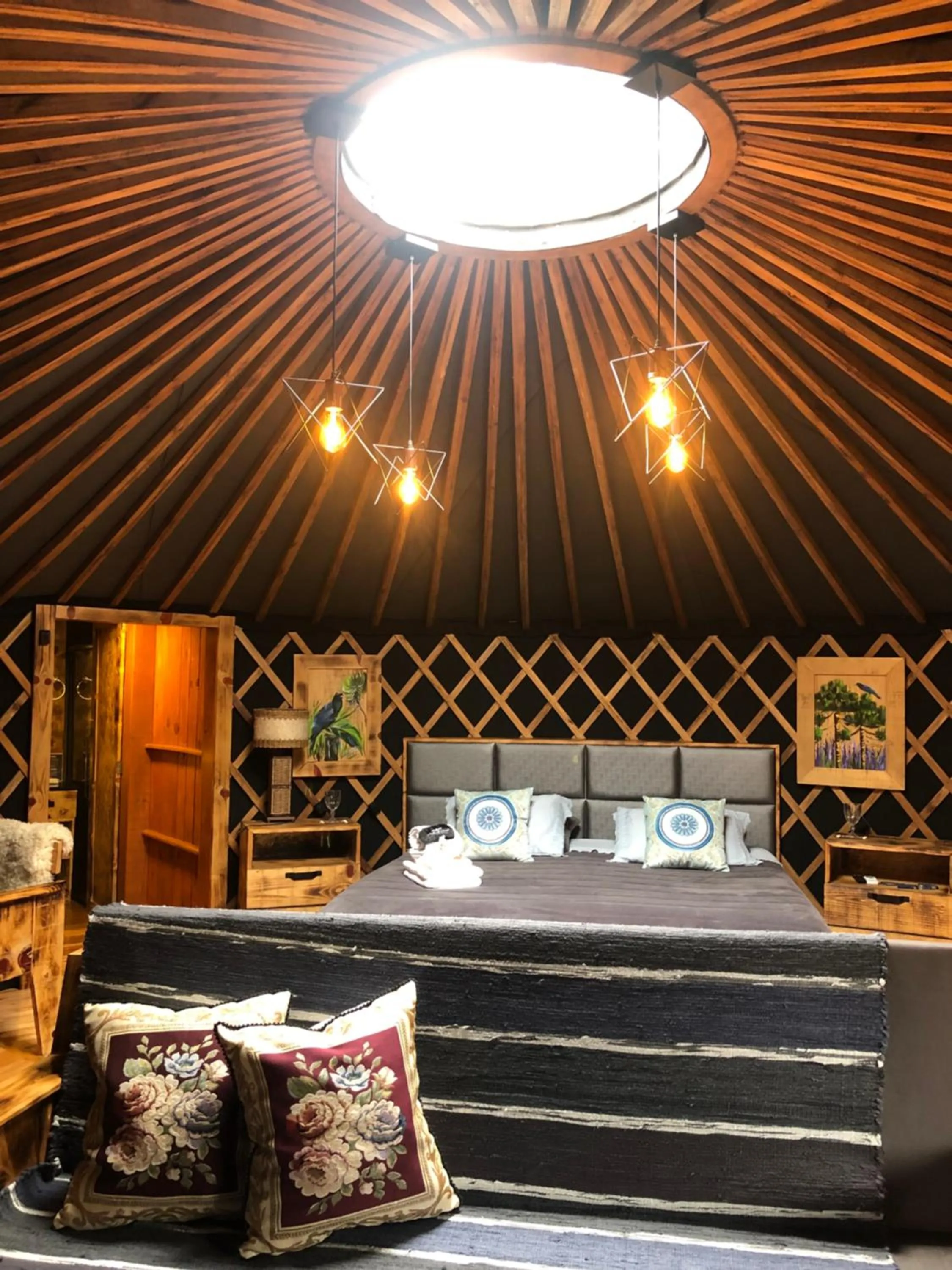 Glamping montain experience