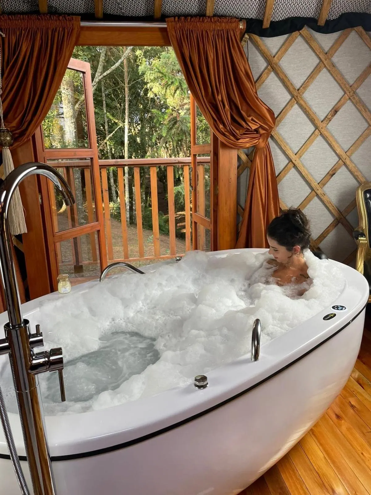 Glamping montain experience