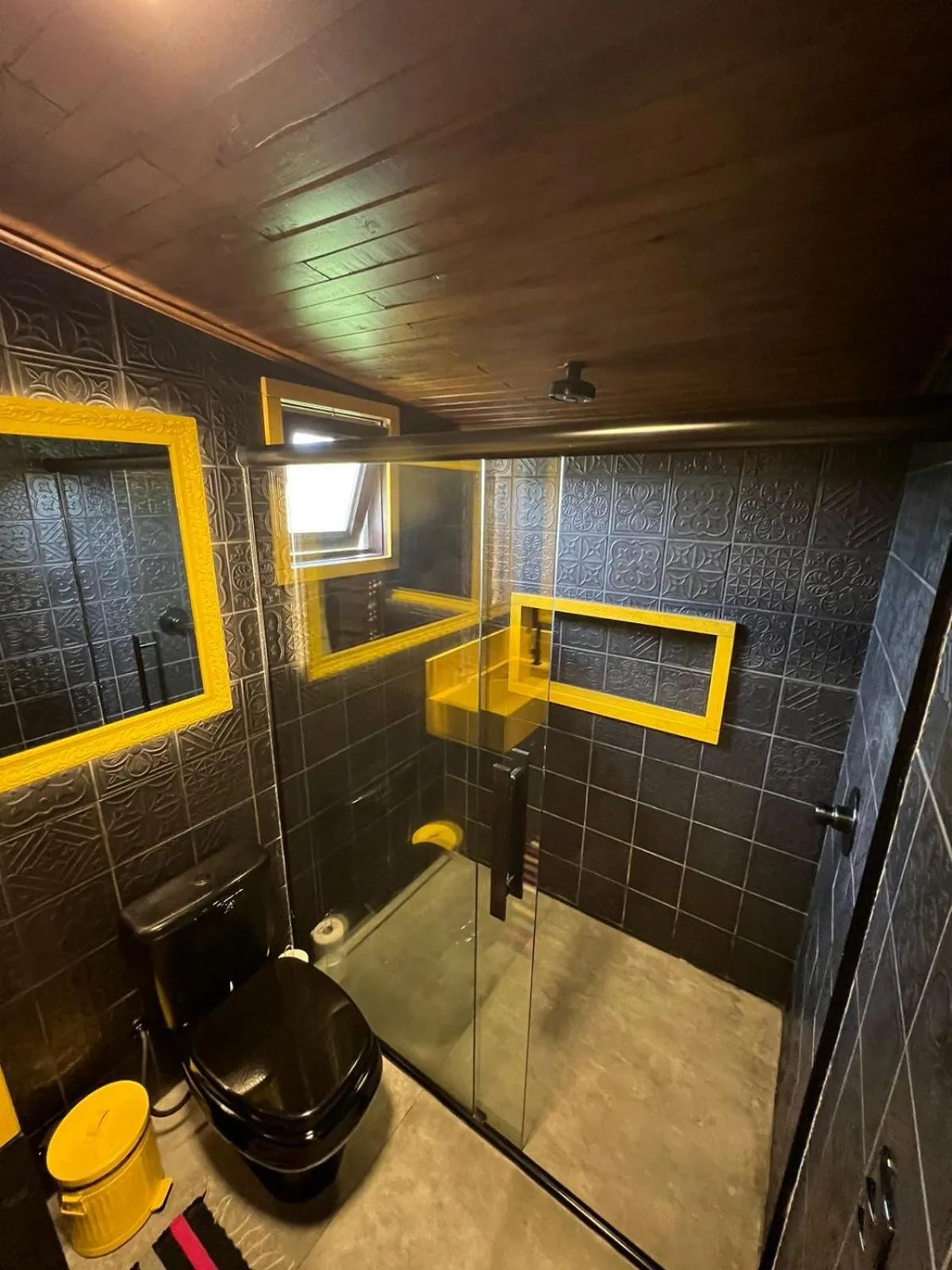 Glamping montain experience