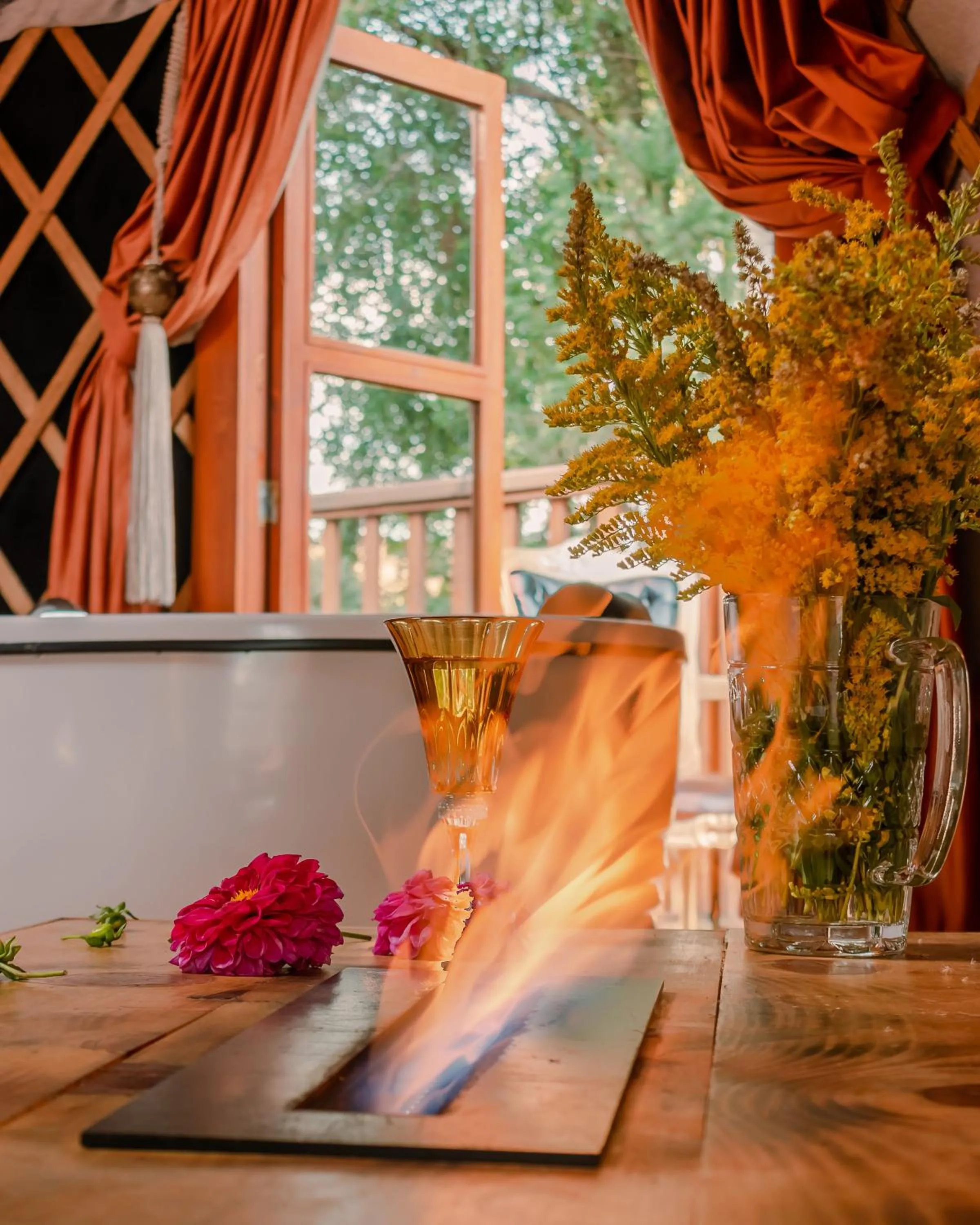 Glamping montain experience