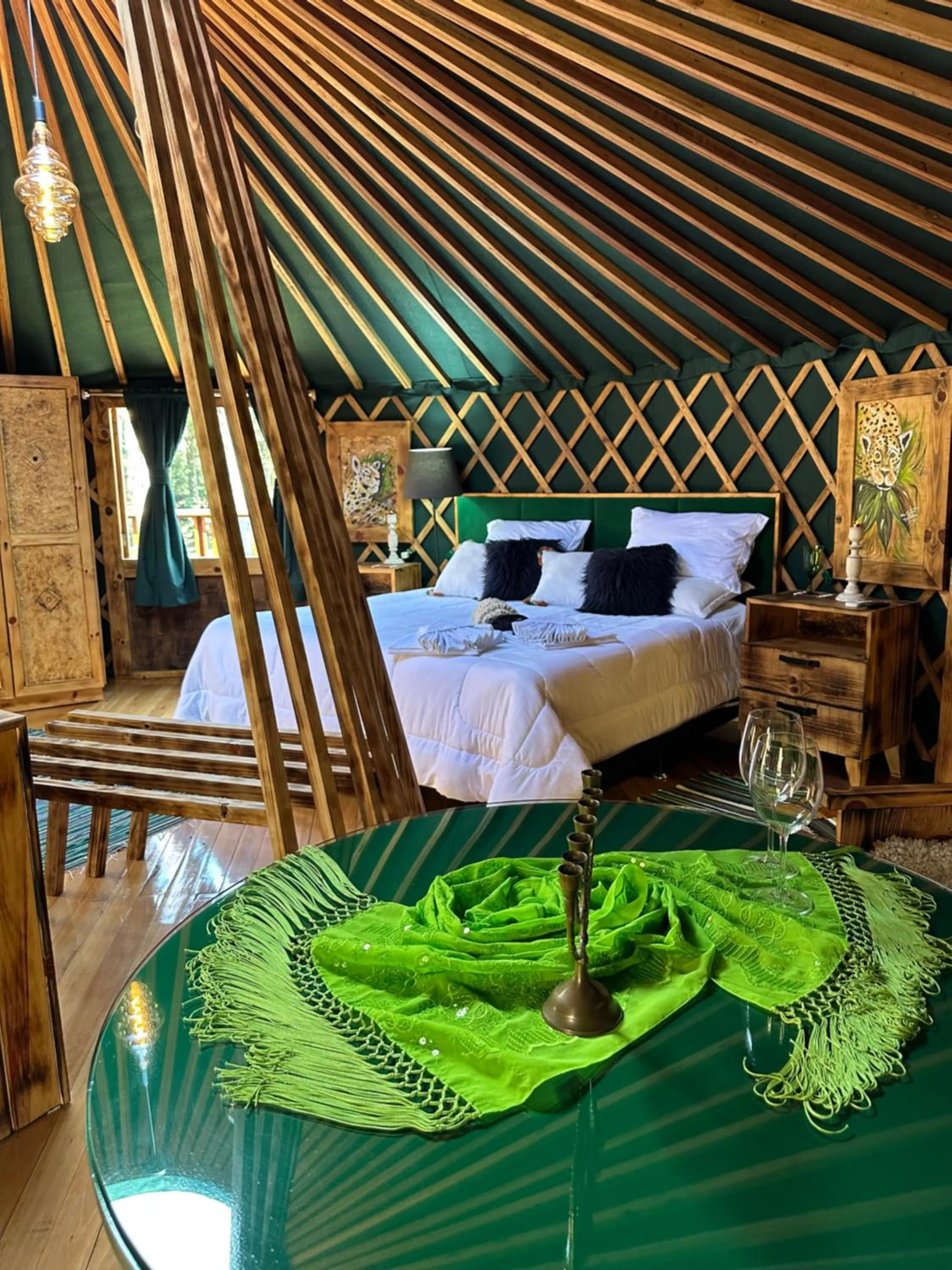 Glamping montain experience