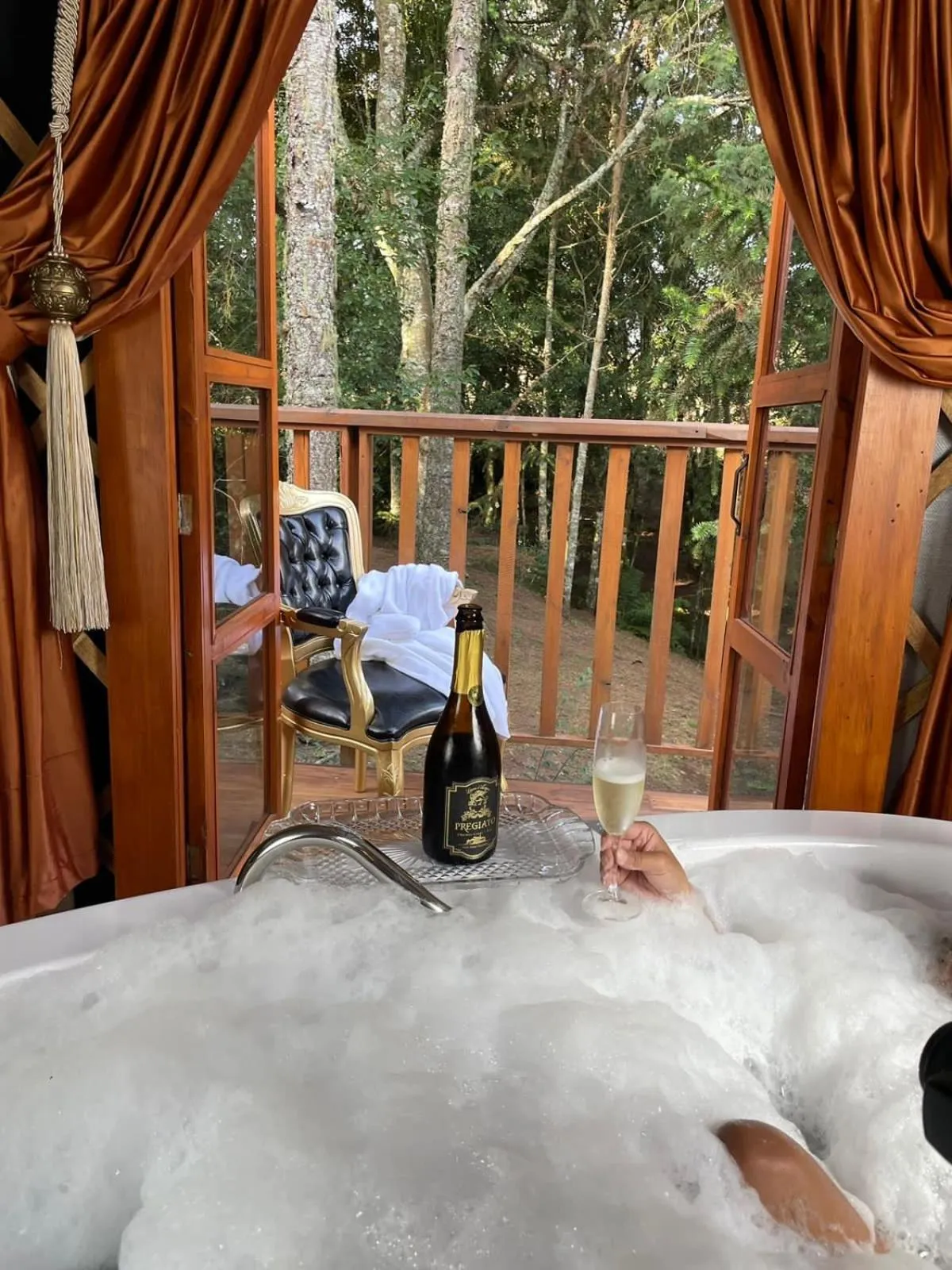 Glamping montain experience