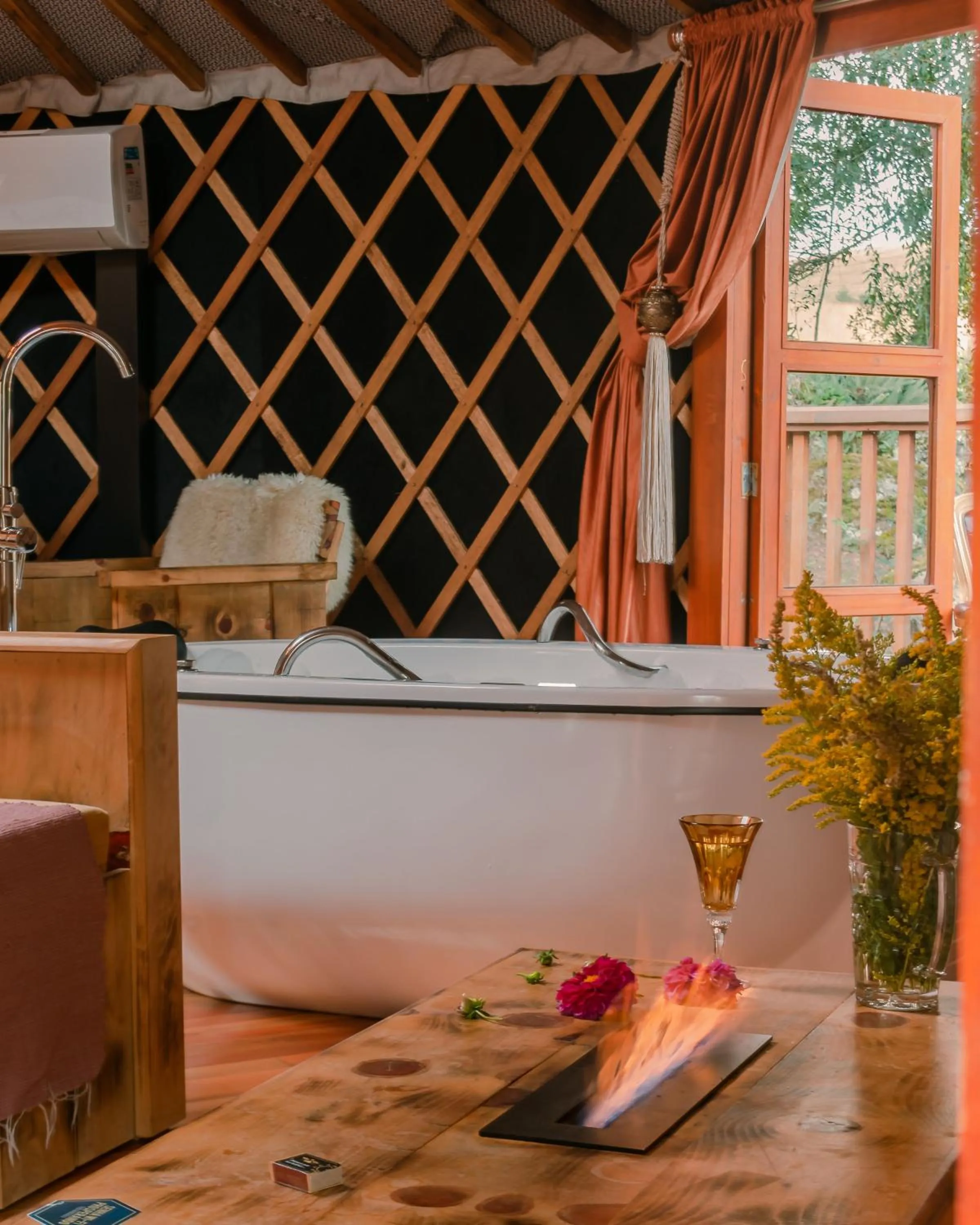 Glamping montain experience