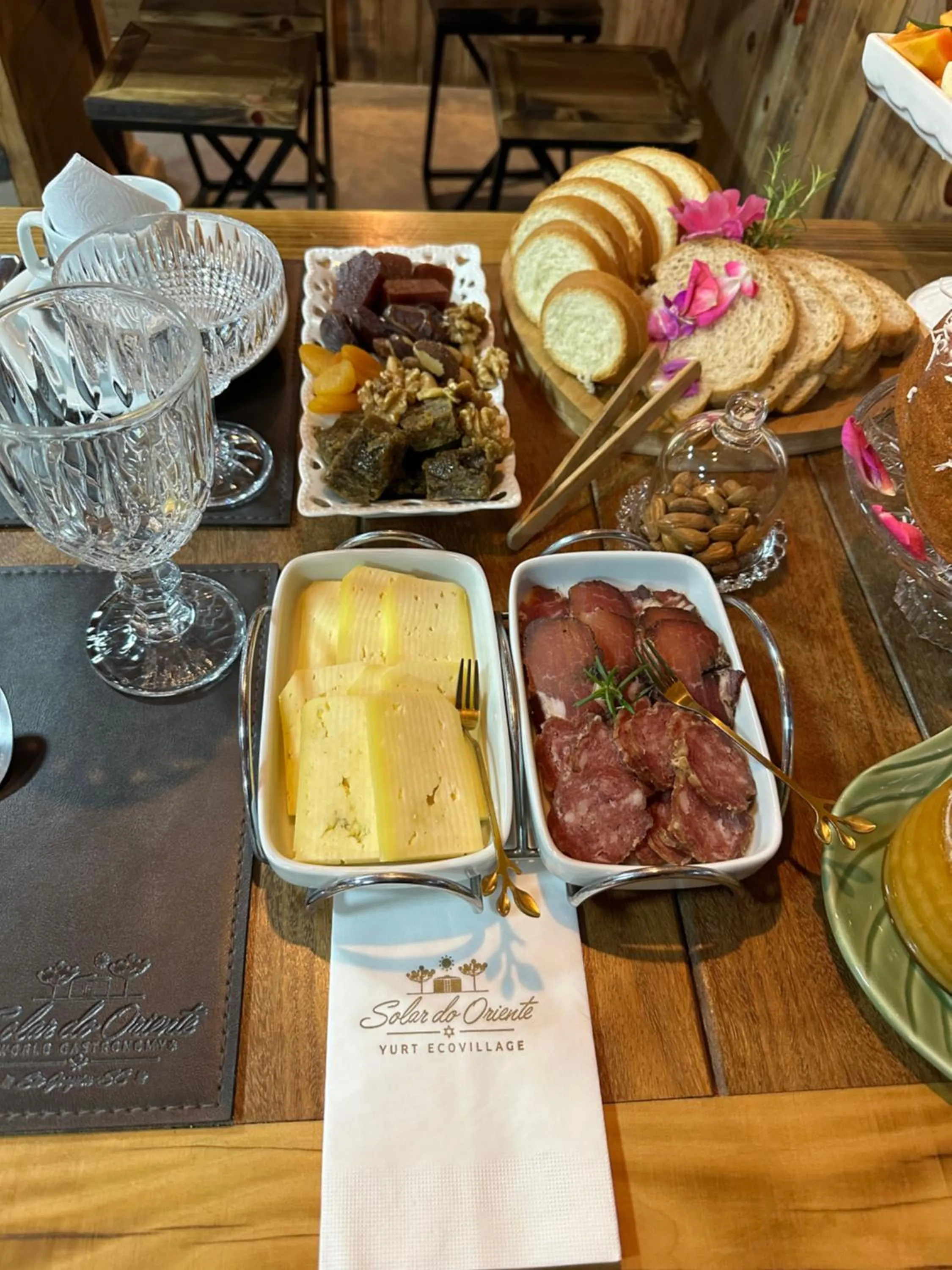 Glamping montain experience